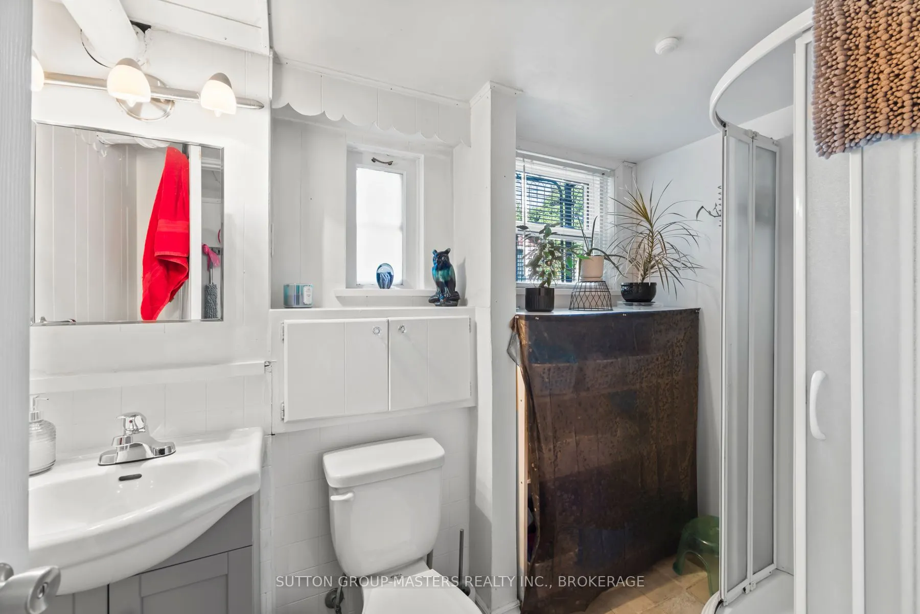 324 Yonge Street