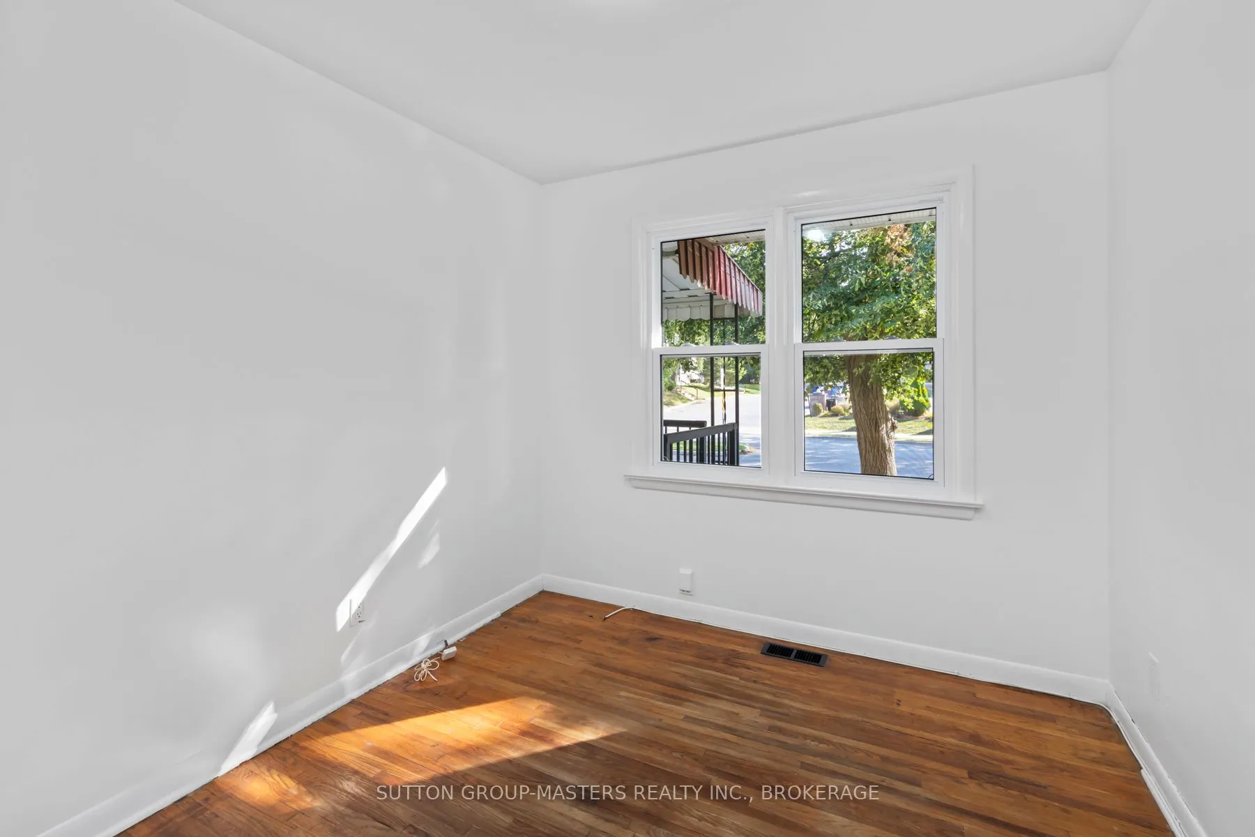 324 Yonge Street