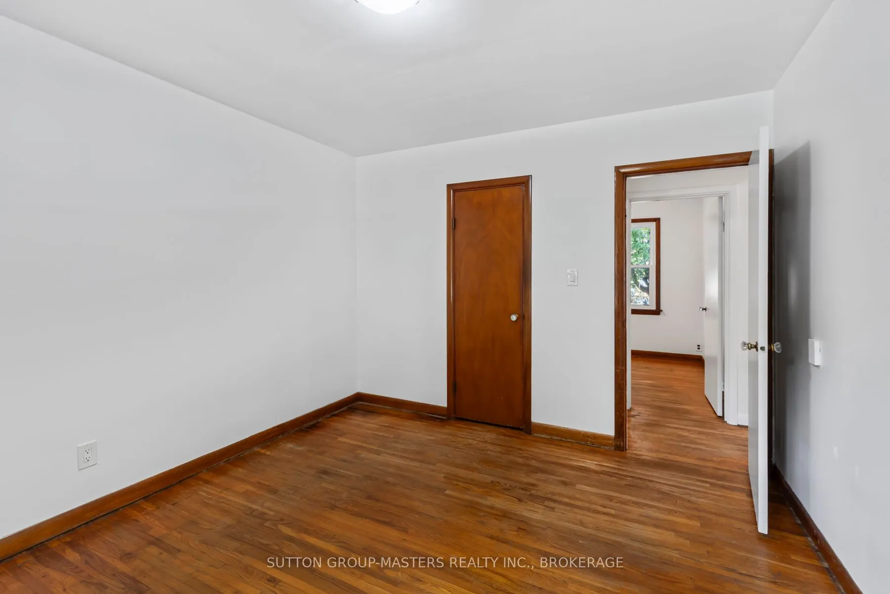 324 Yonge Street