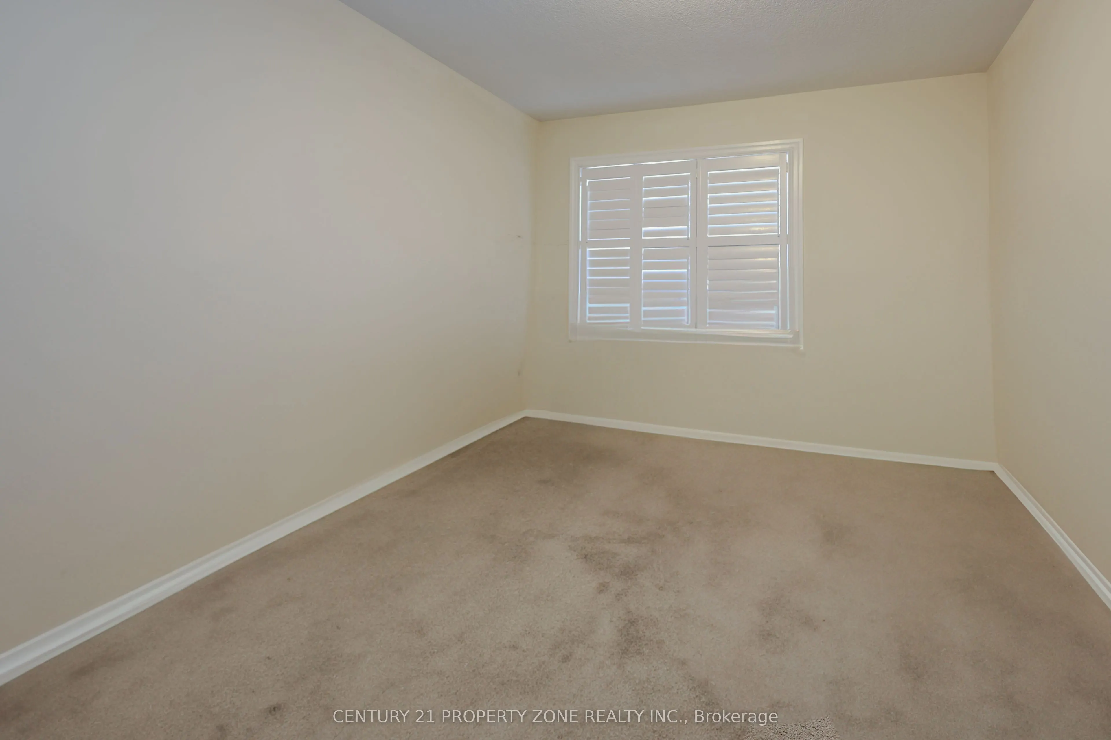 811 Sarnia Road, #62