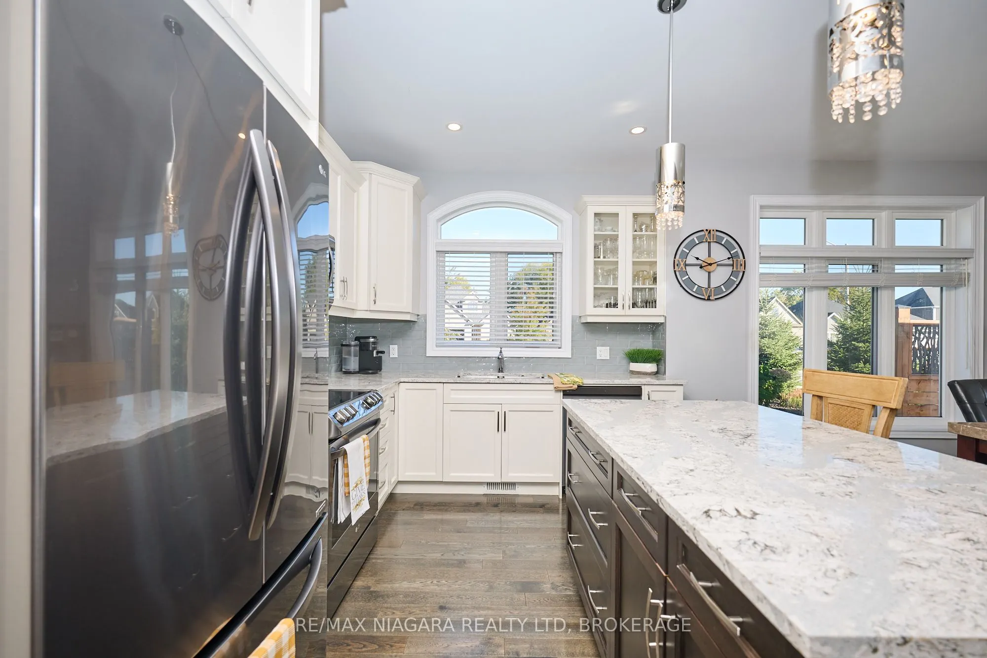 4049 Village Creek Drive