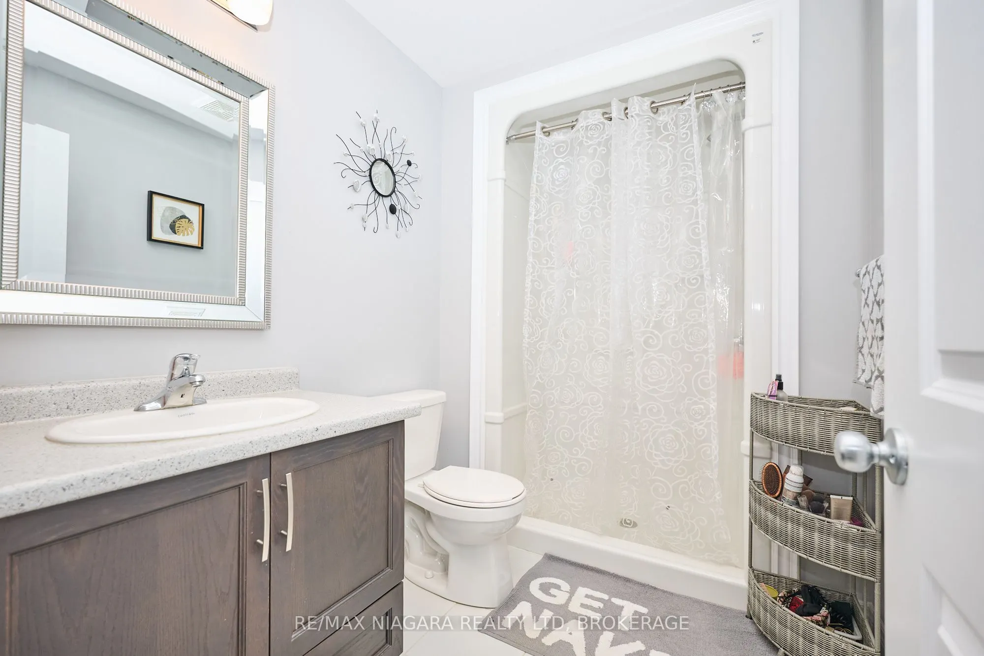 4049 Village Creek Drive