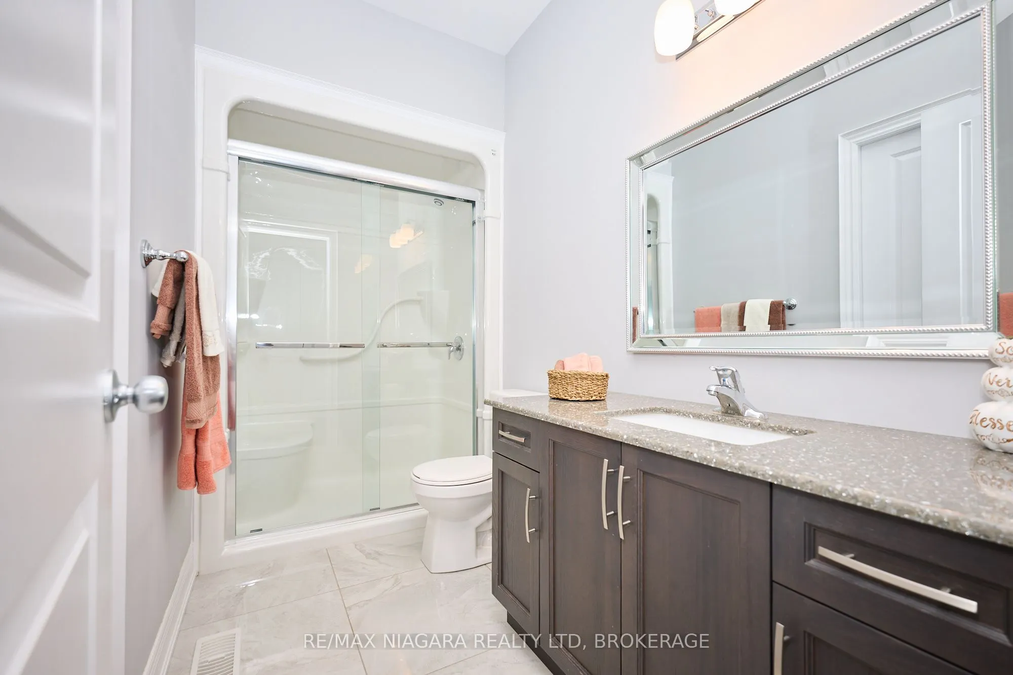 4049 Village Creek Drive