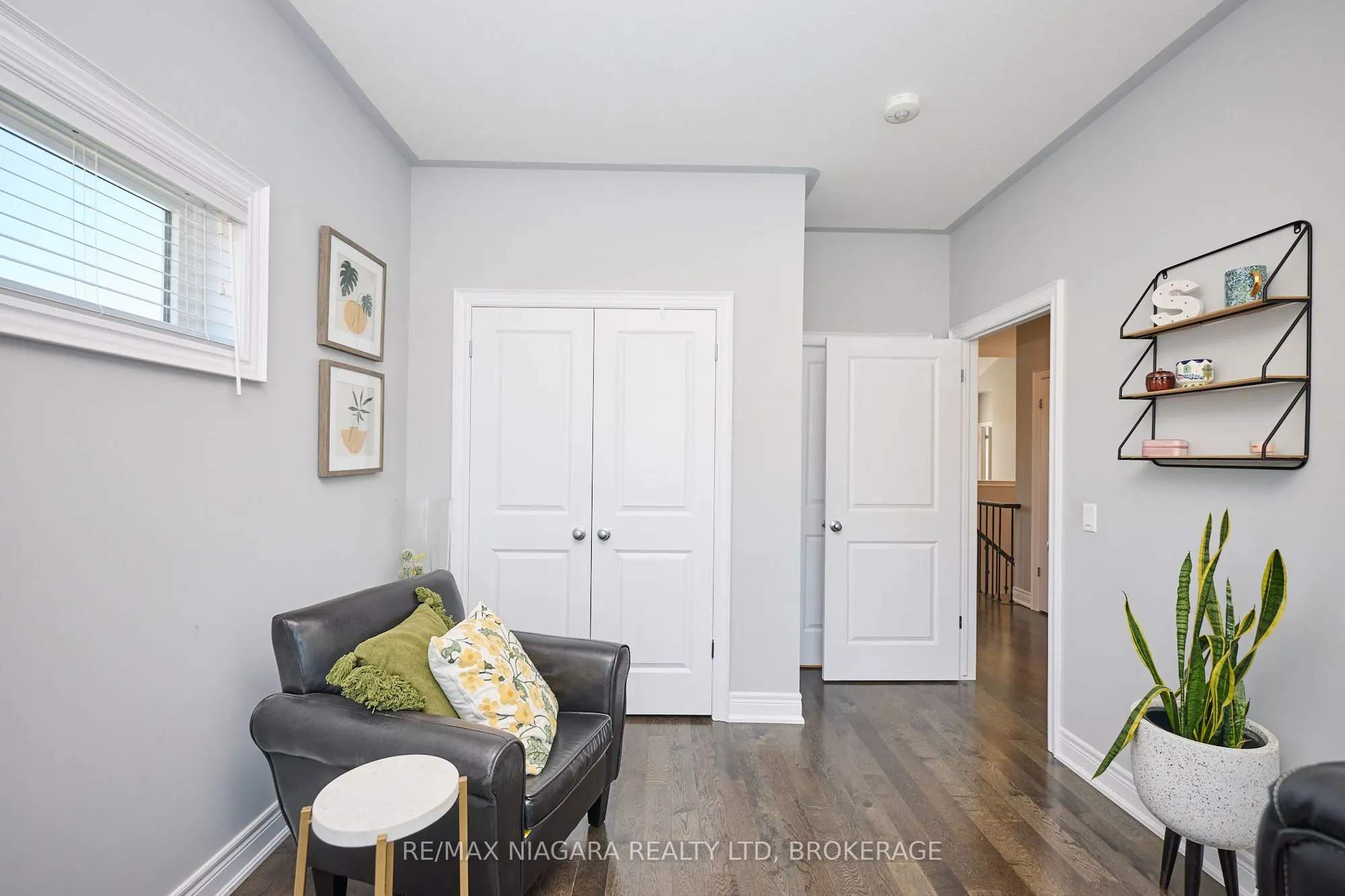 4049 Village Creek Drive