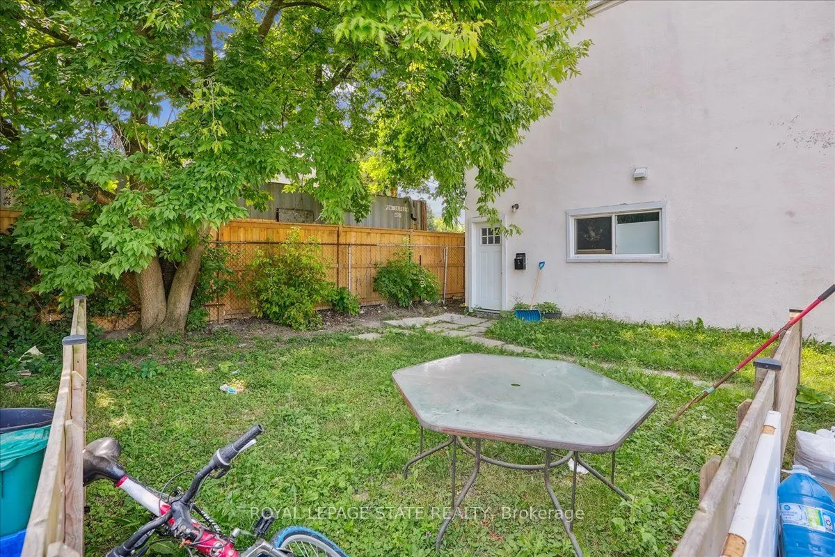 63 Pelham Road