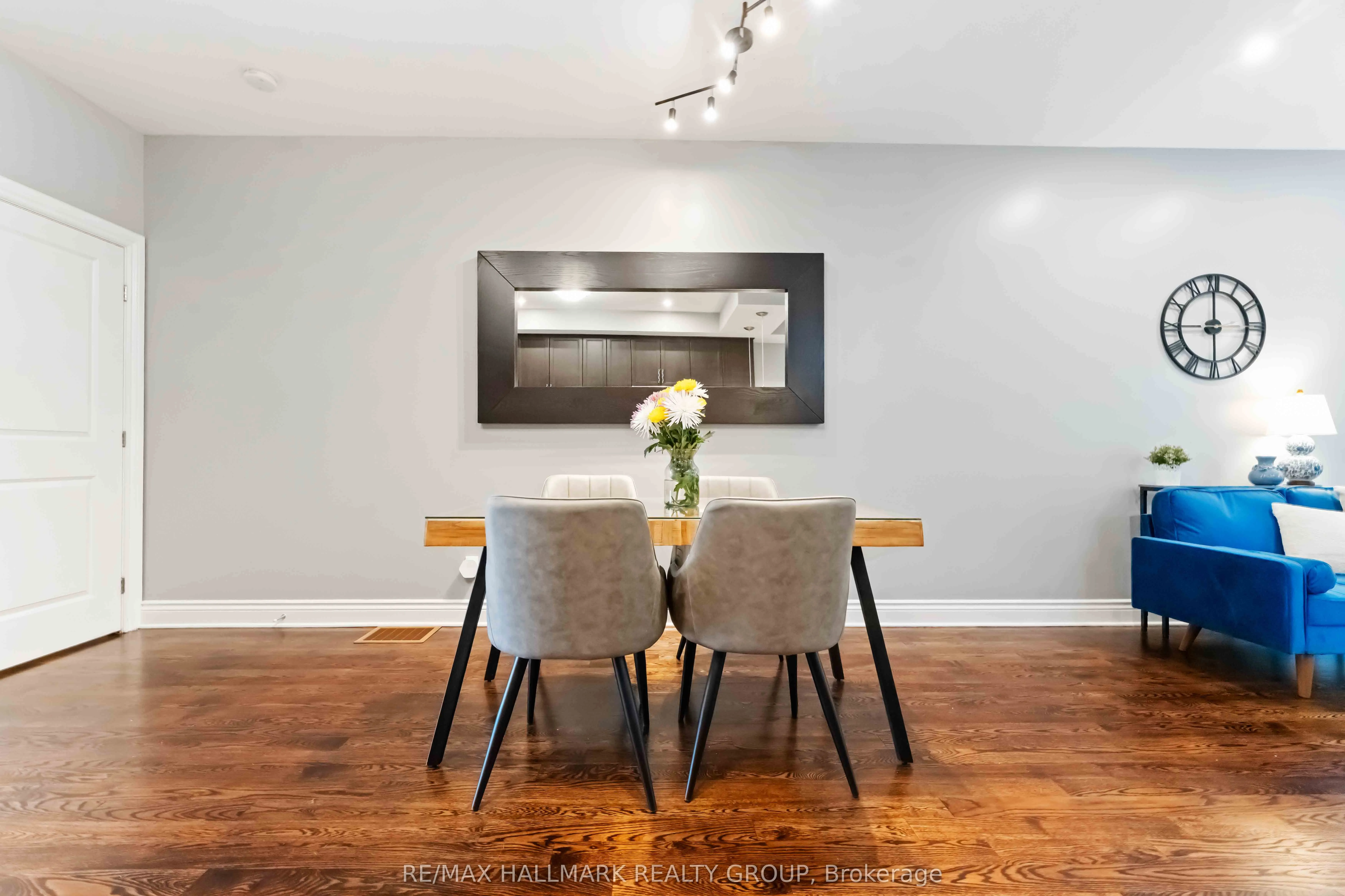 142 Queen Mary Street, #A