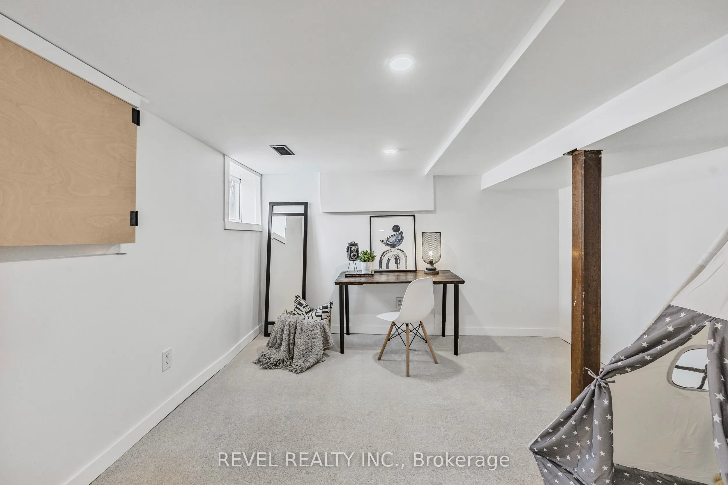 289 Cumberland Avenue