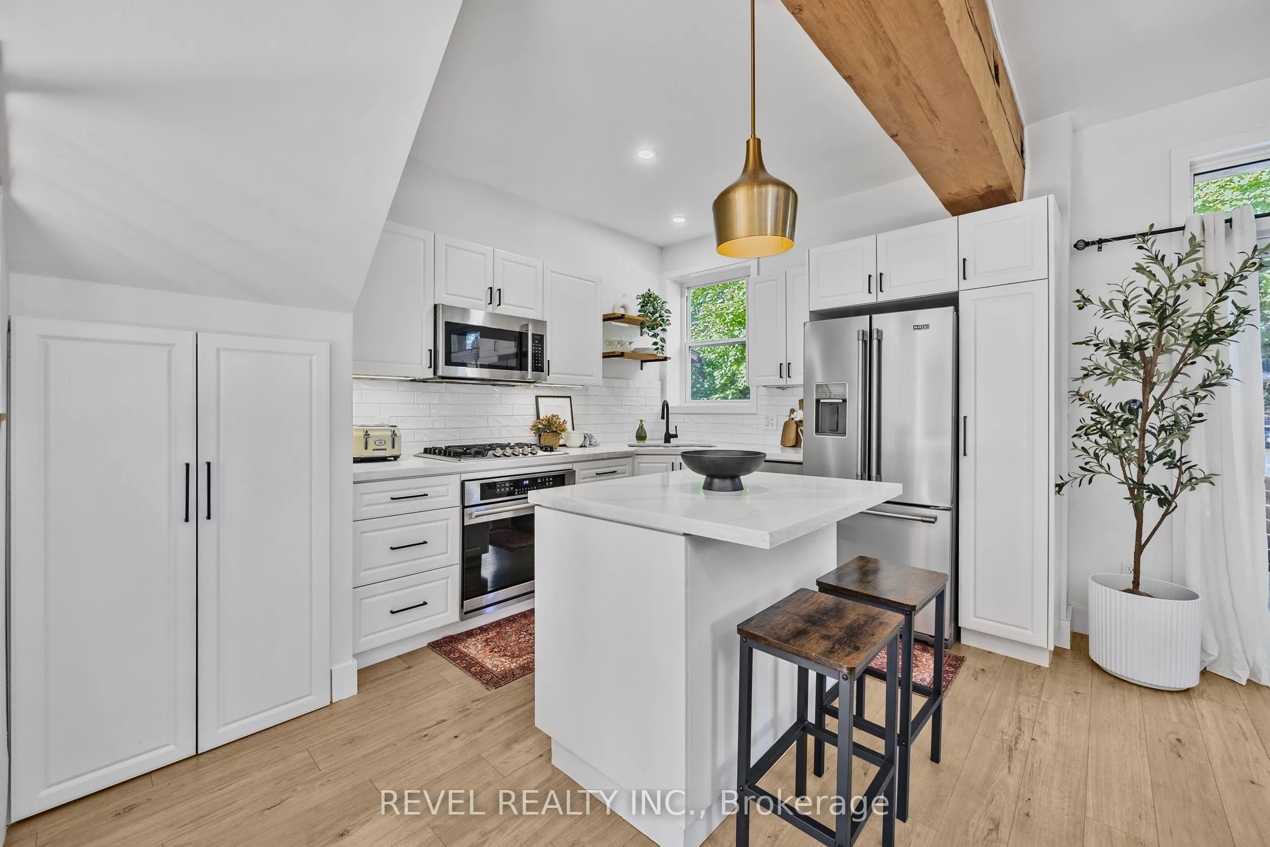 289 Cumberland Avenue