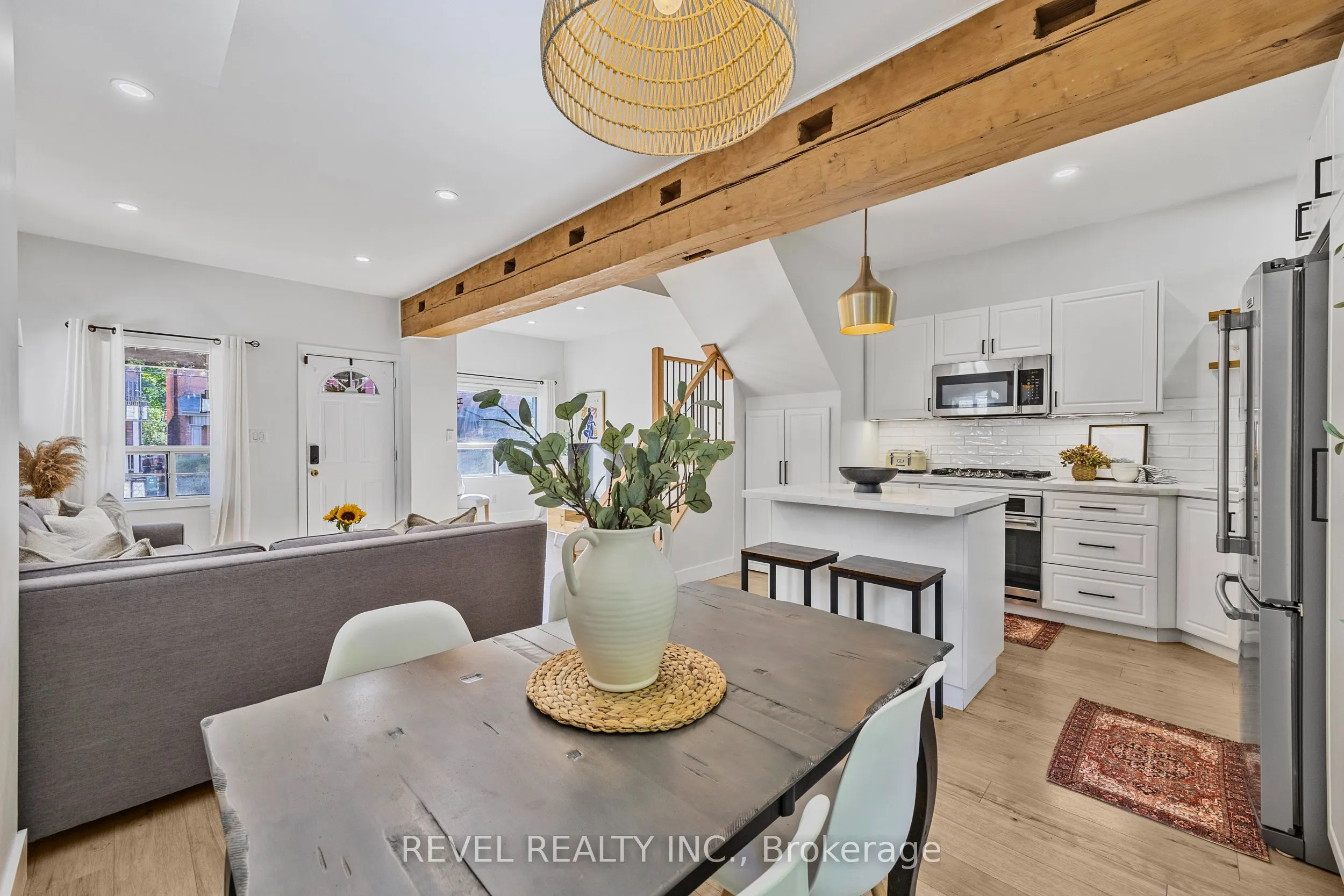 289 Cumberland Avenue
