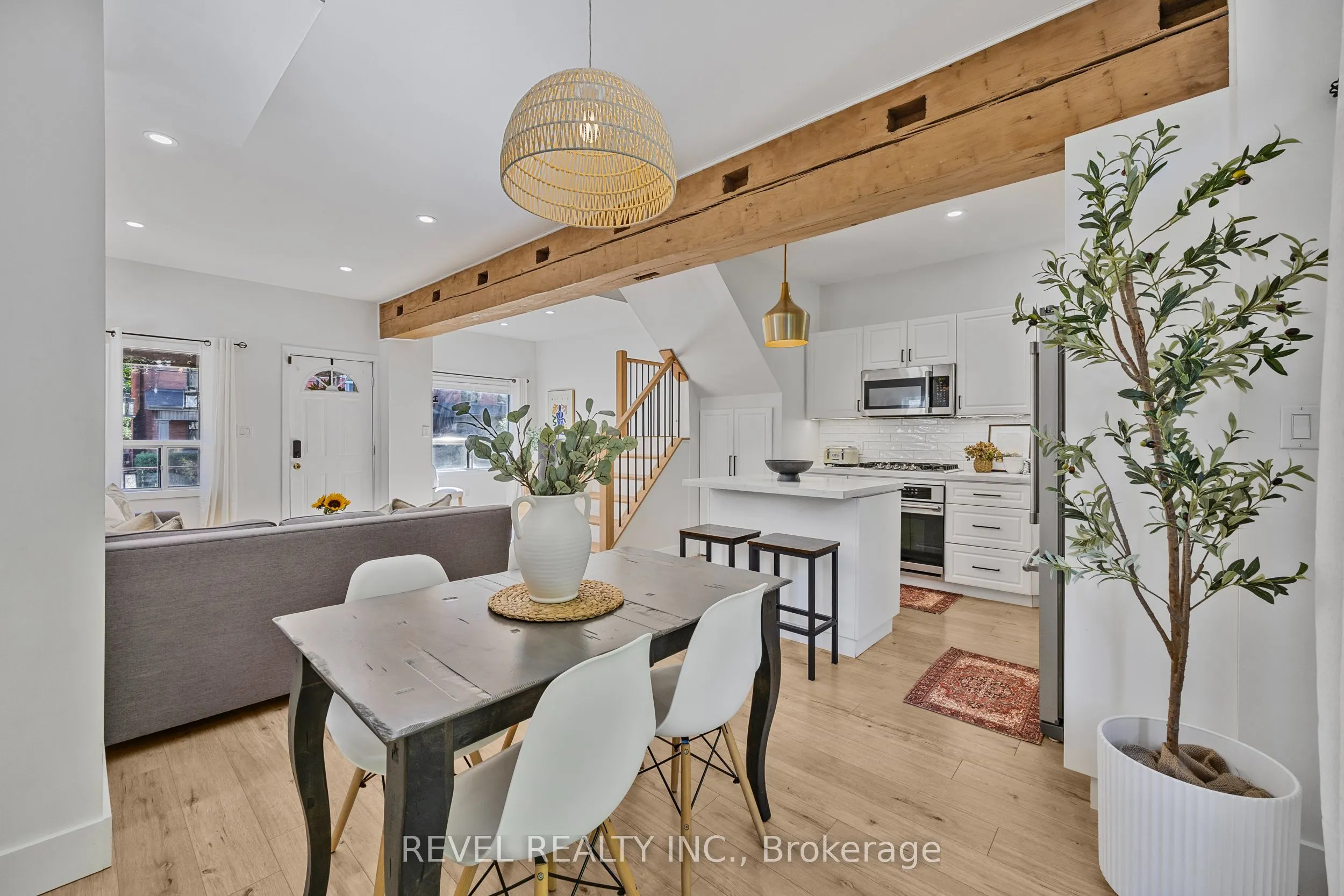 289 Cumberland Avenue