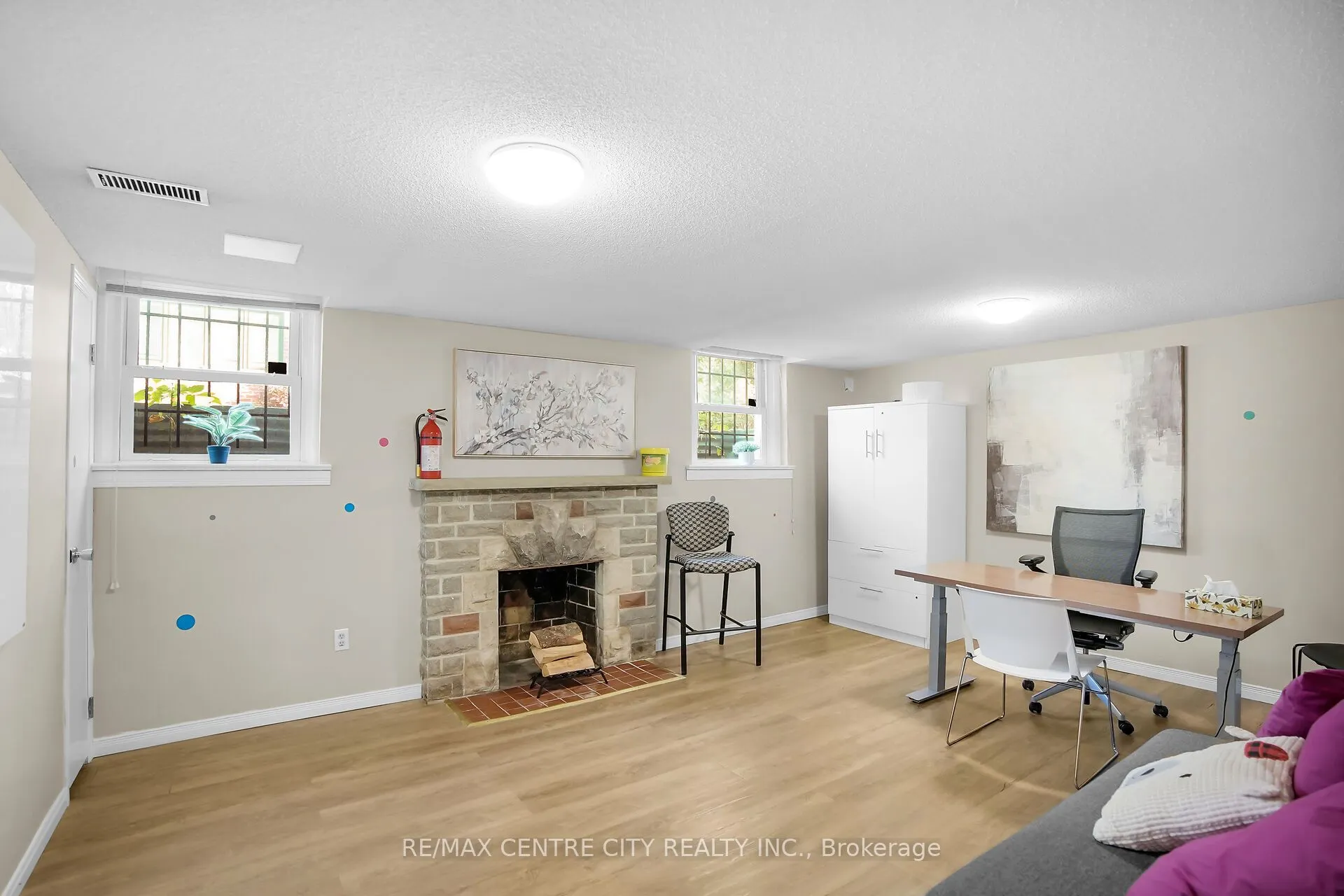 302 Wellington Road
