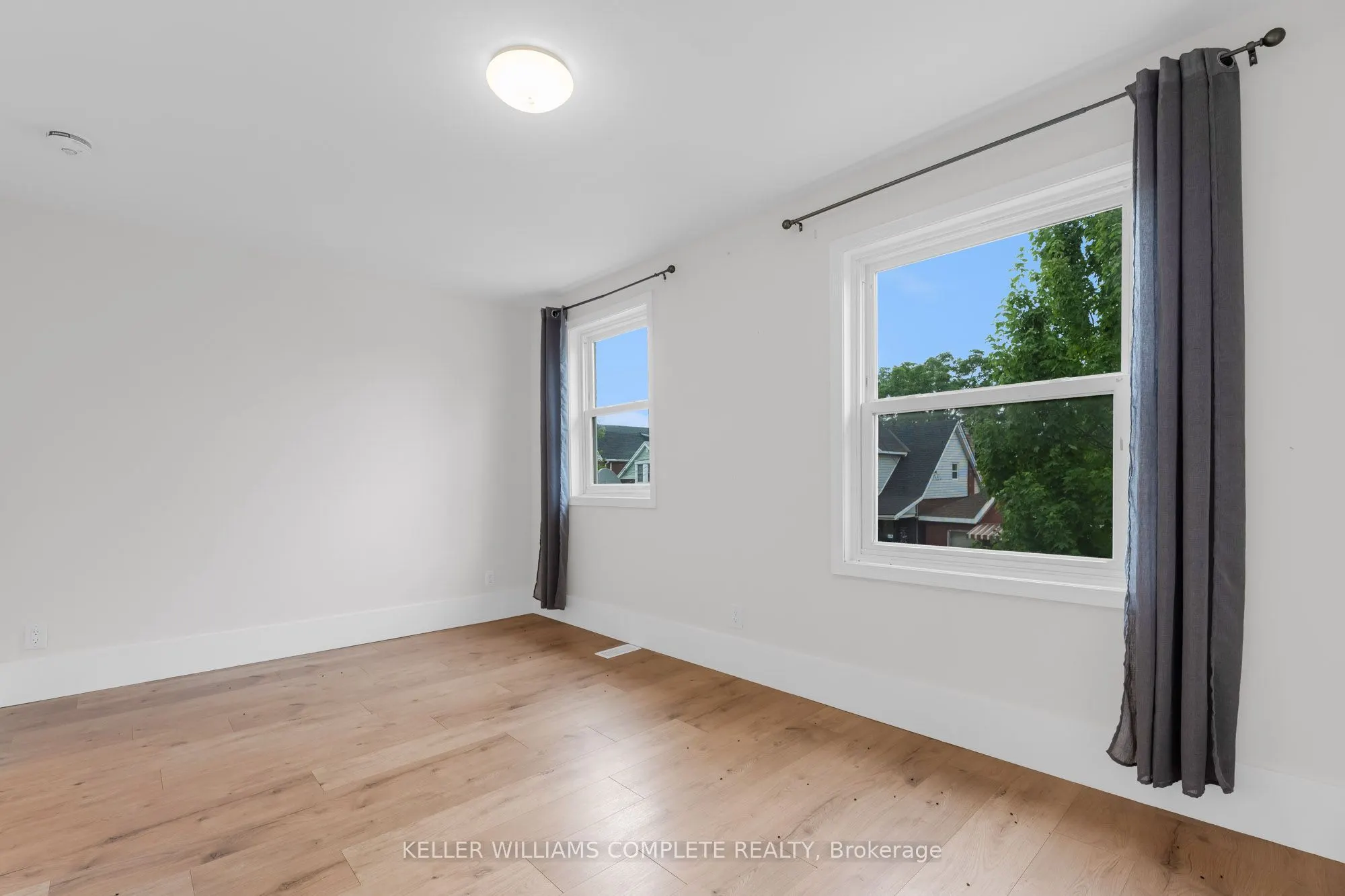 199 Balmoral Avenue N, #2