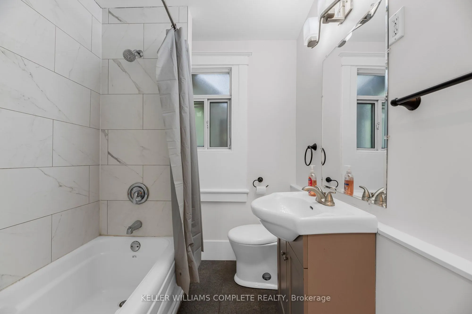 199 Balmoral Avenue N, #2