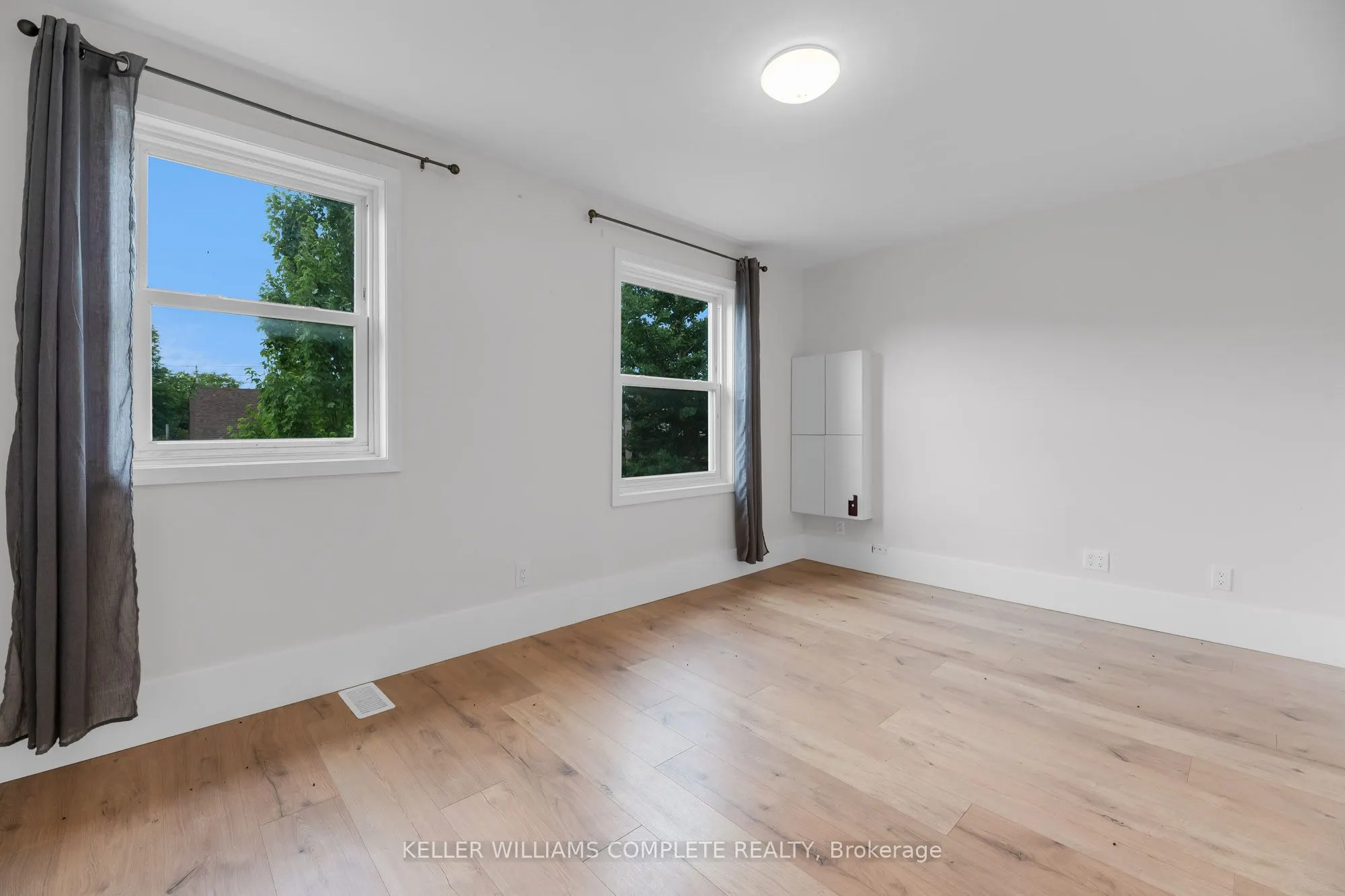 199 Balmoral Avenue N, #2