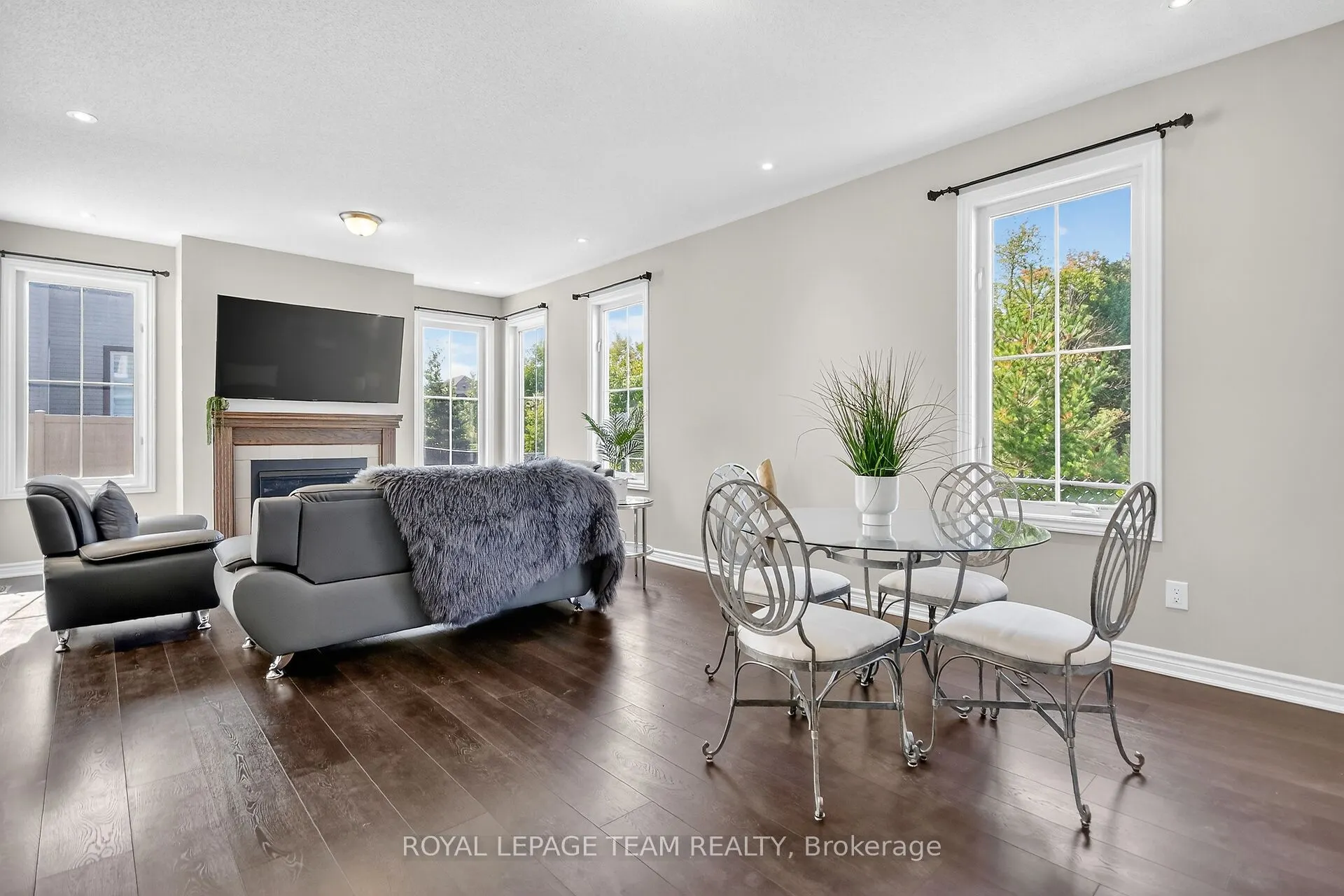 939 Whimbrel Way