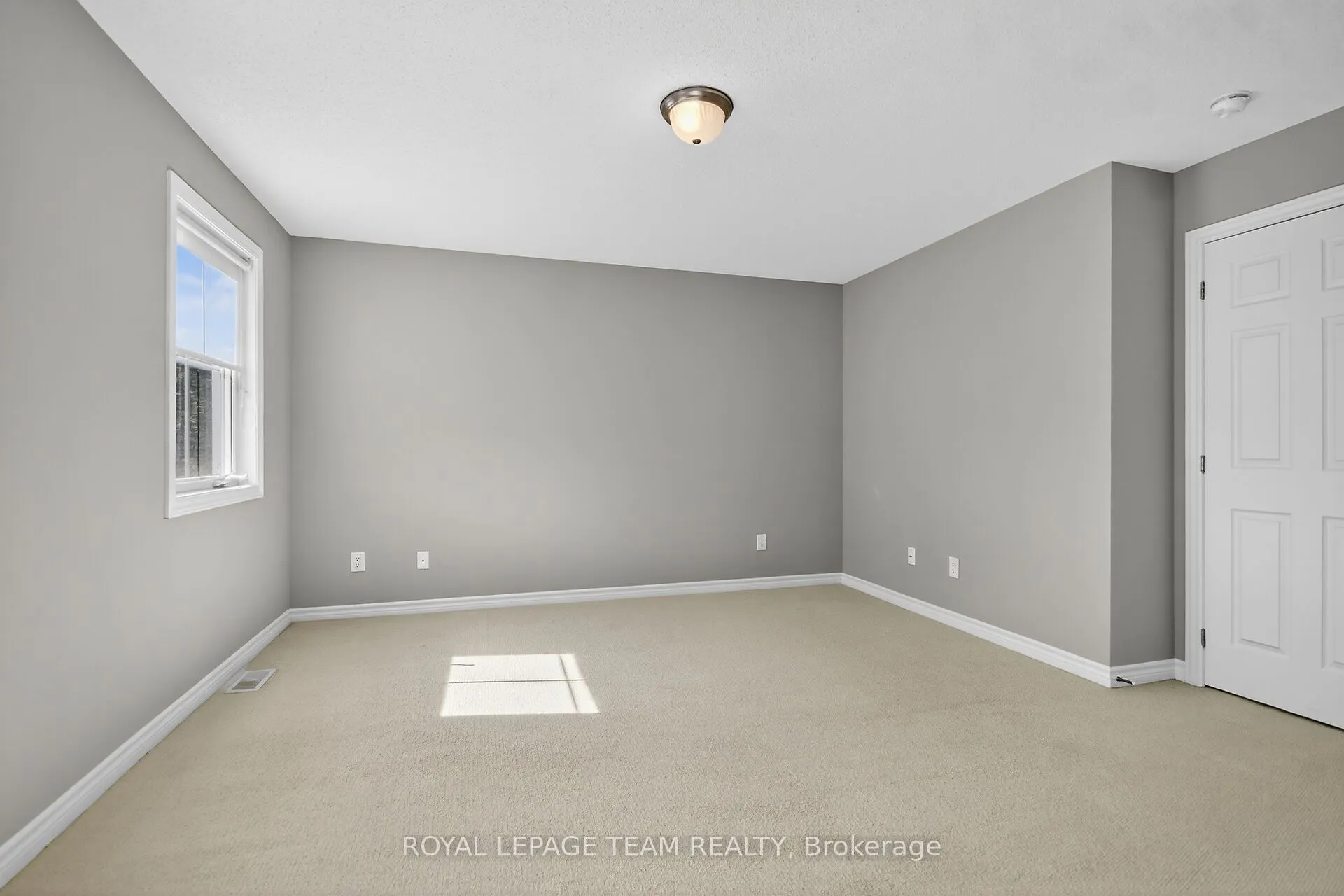 939 Whimbrel Way