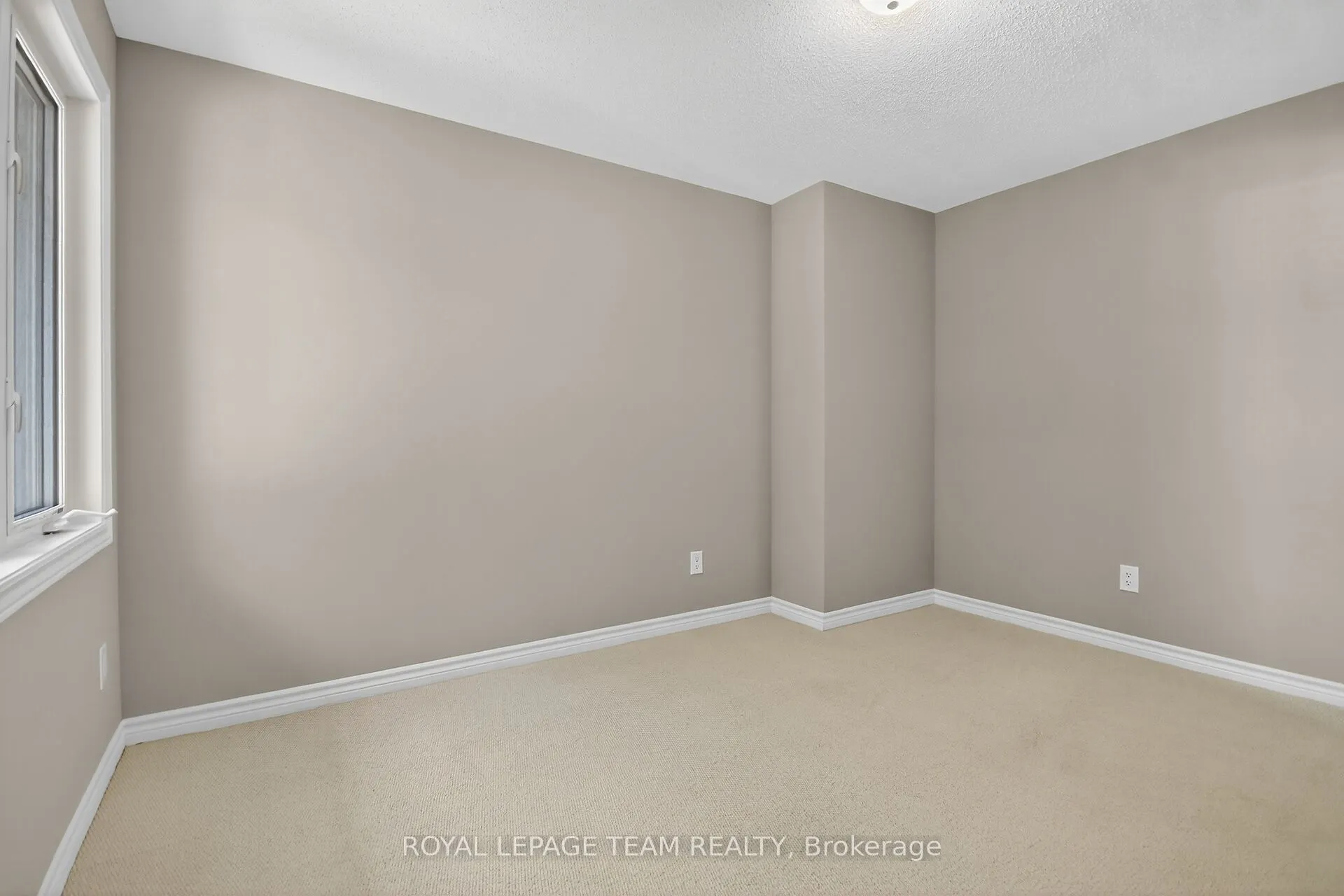 939 Whimbrel Way