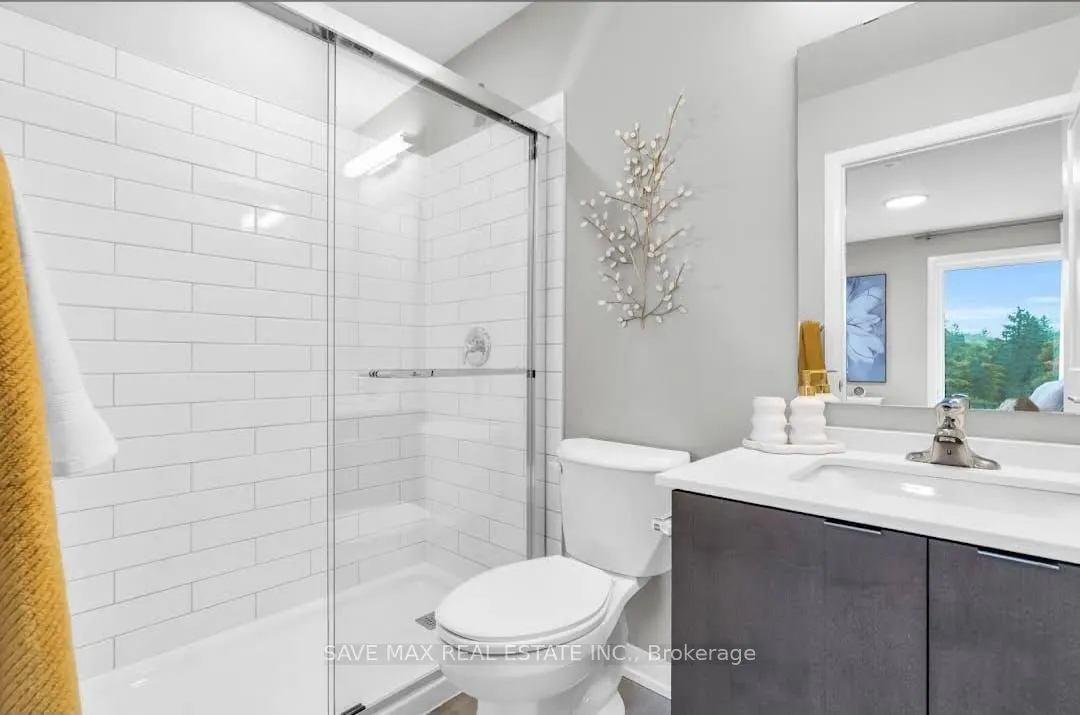 708 Woolwich Street, #311