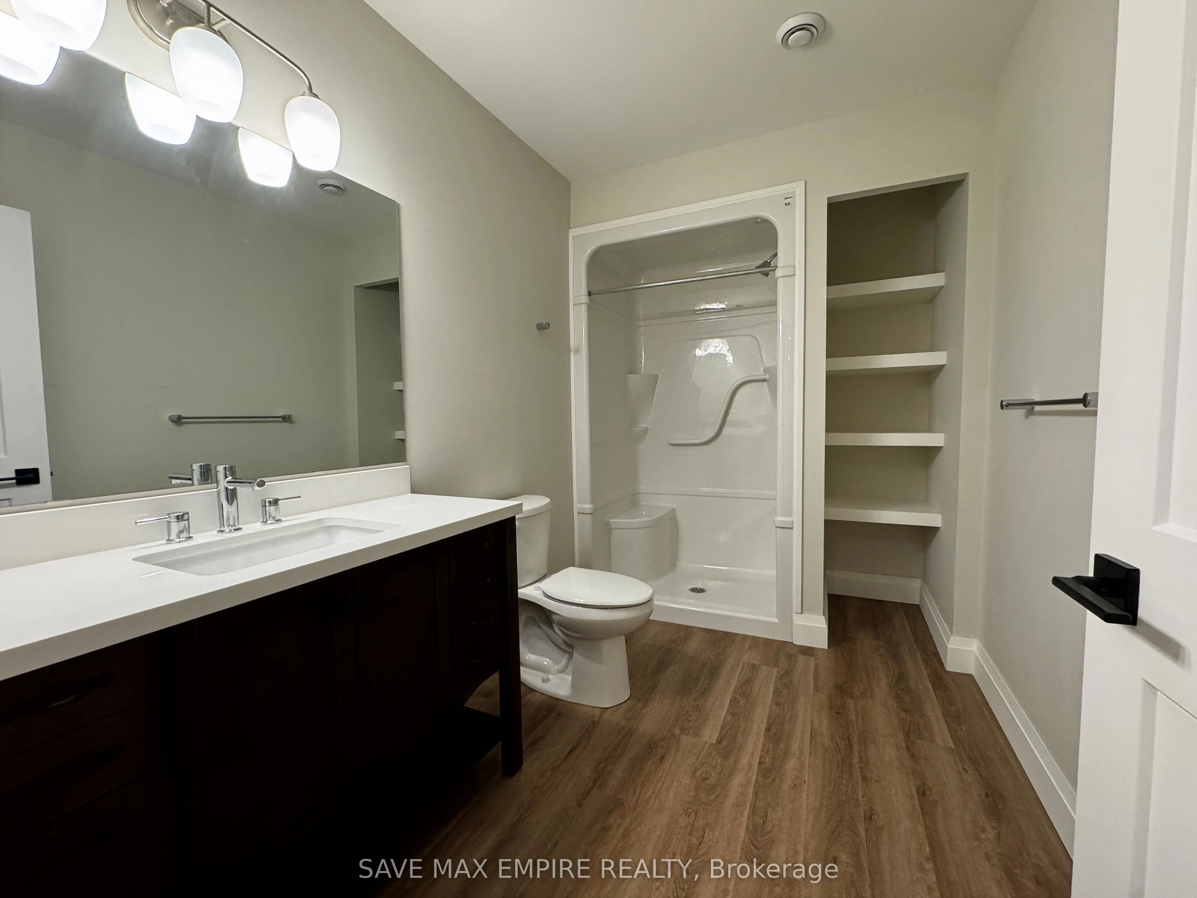 5 Wood Haven Drive, #403