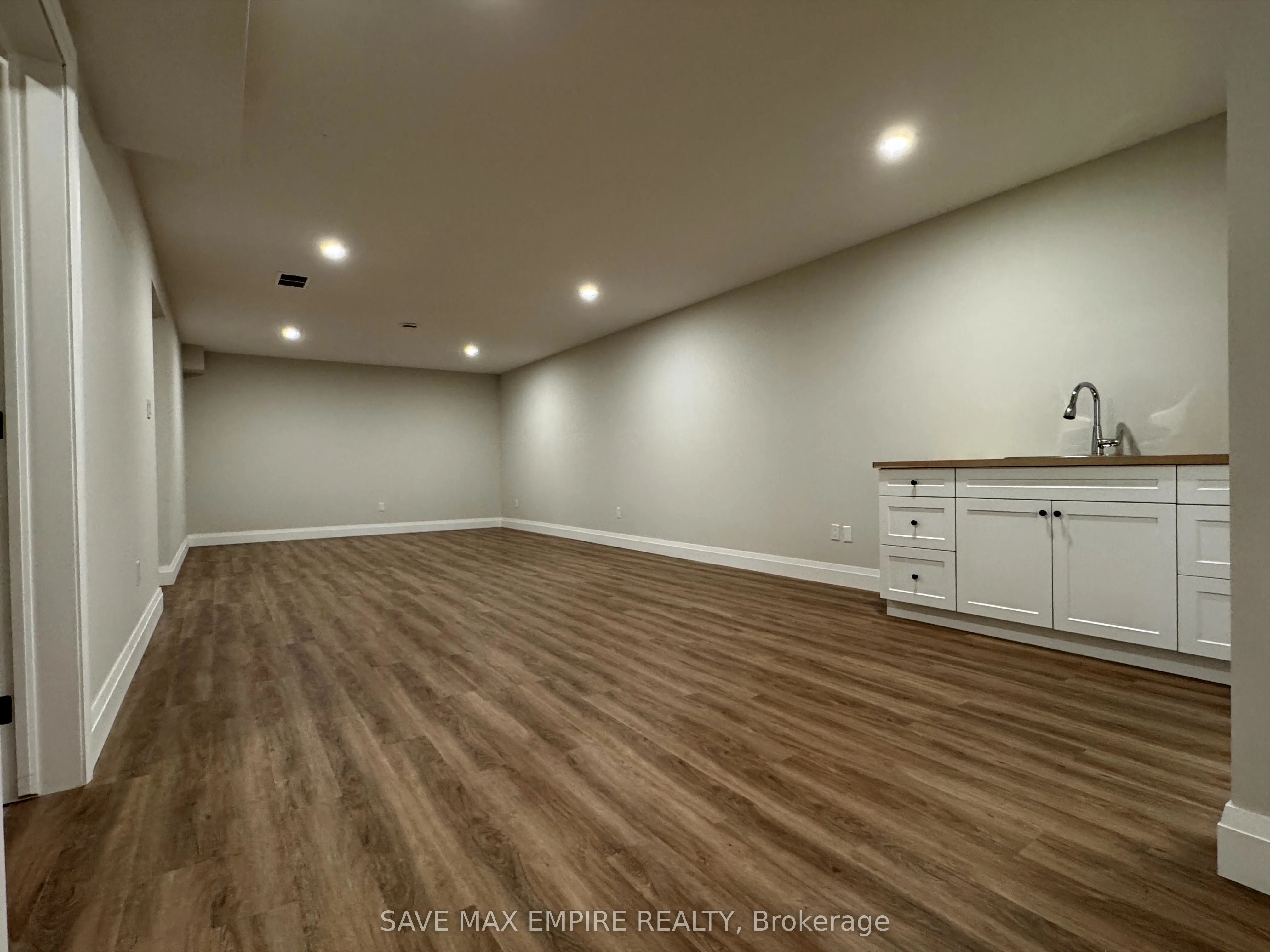 5 Wood Haven Drive, #403
