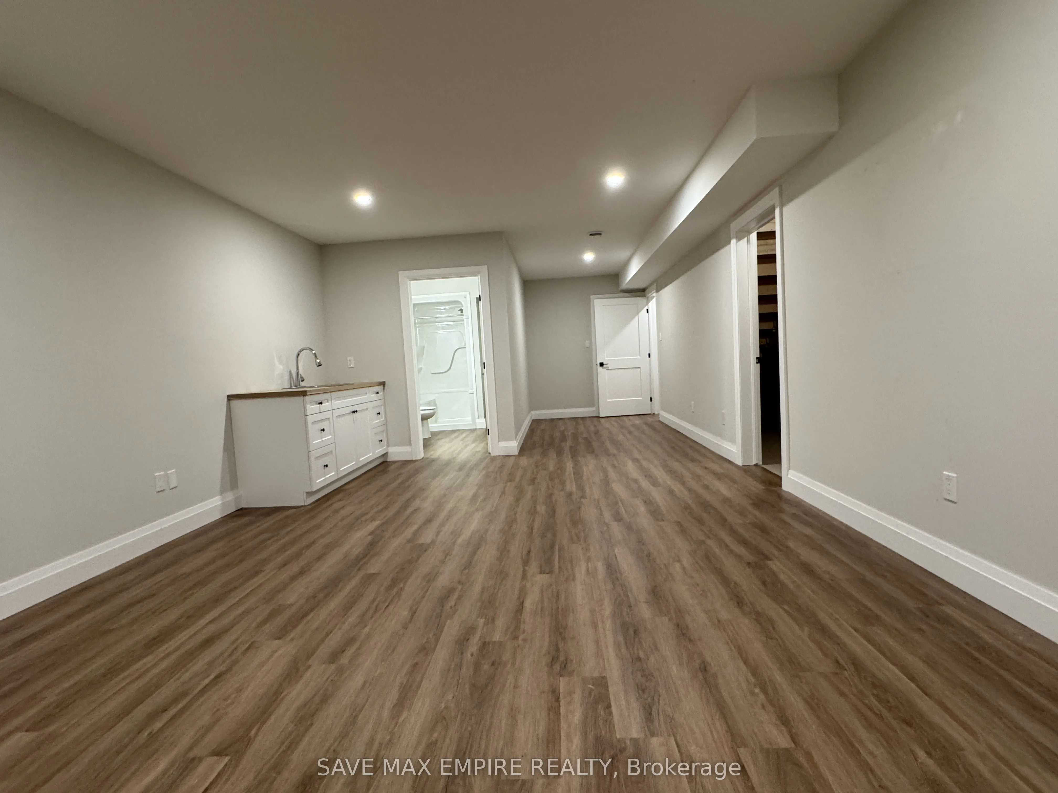 5 Wood Haven Drive, #403