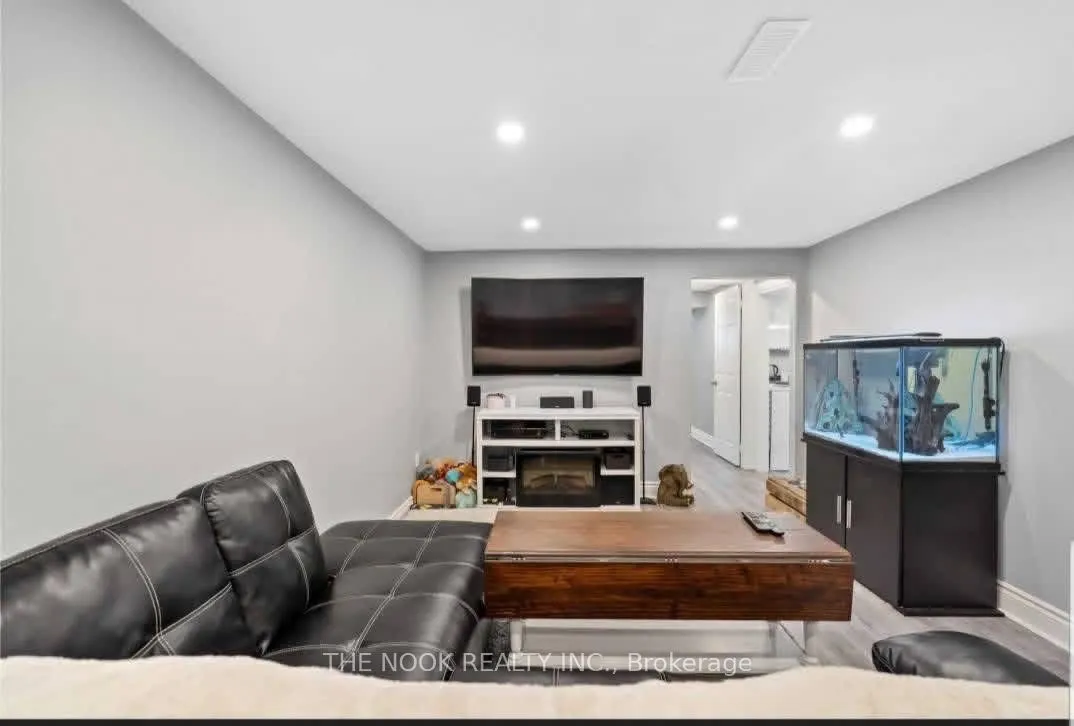573 Daintry Crescent, #2