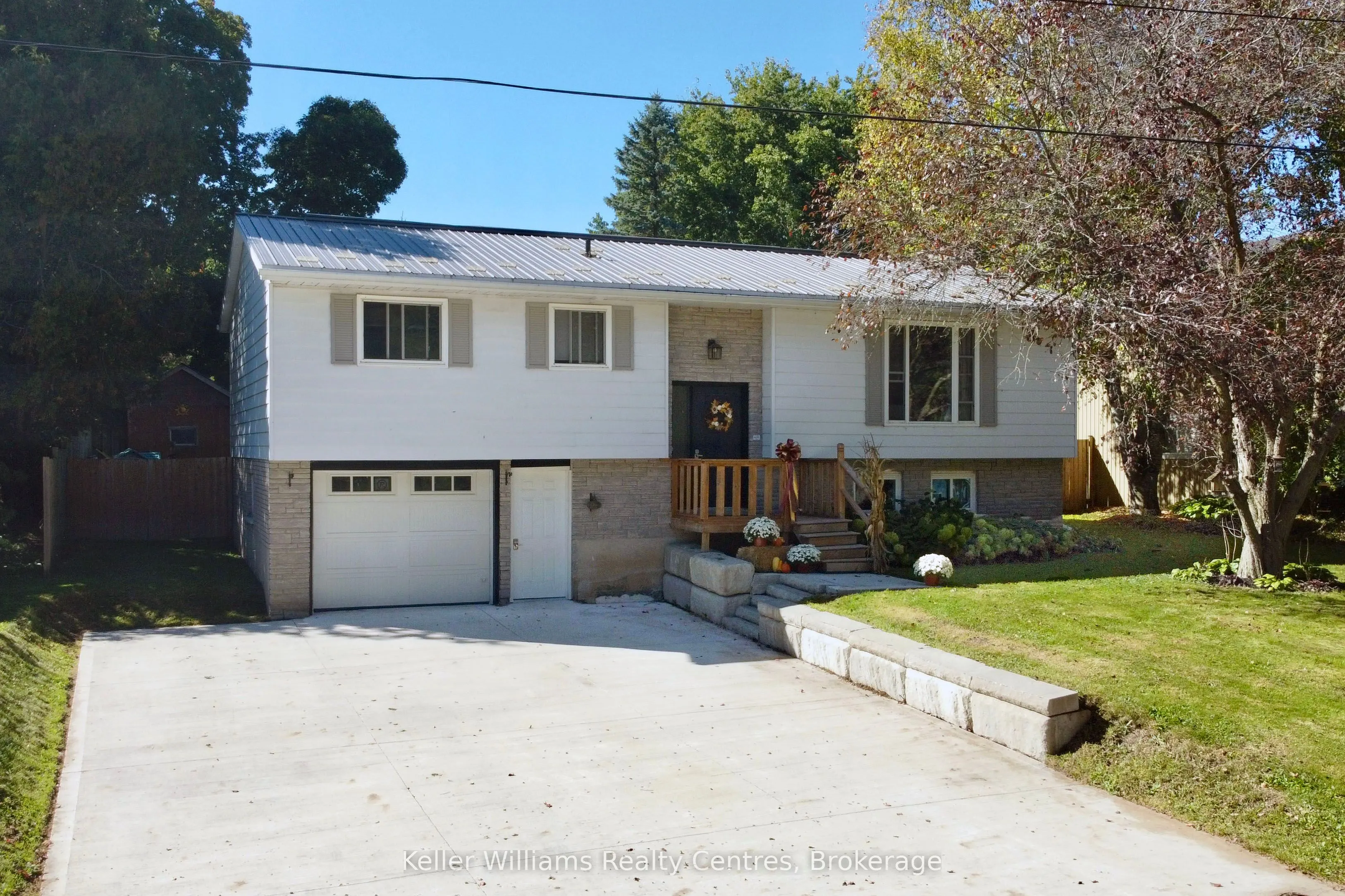 9 Union Street N