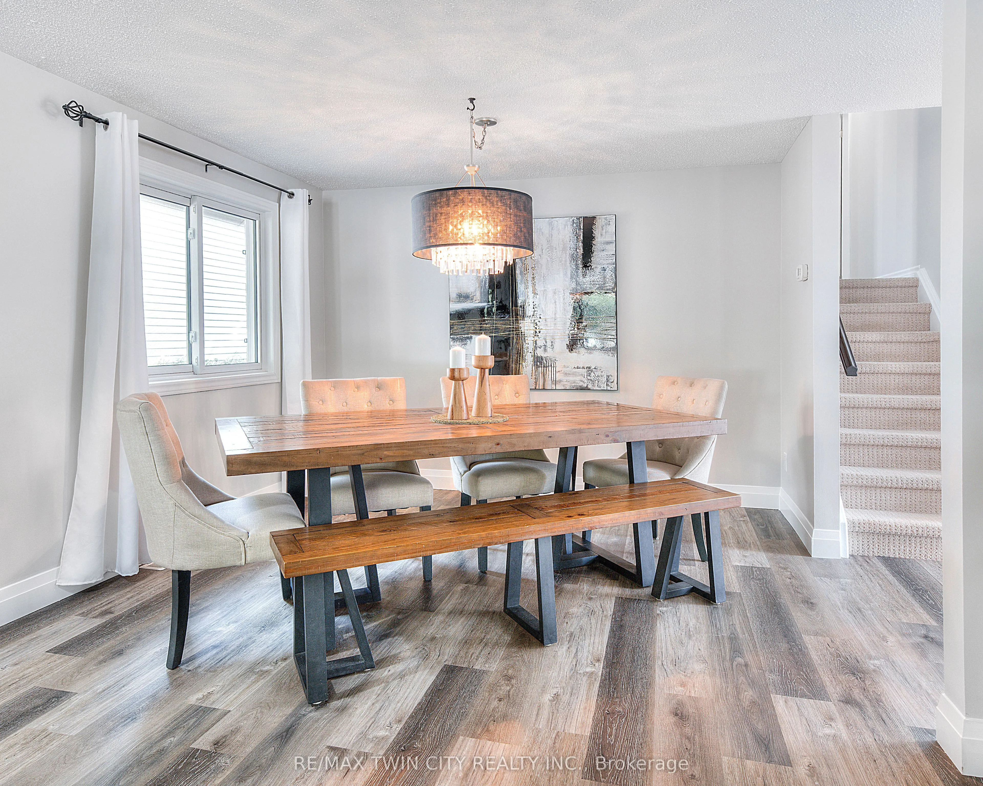 27 Wheatfield Crescent