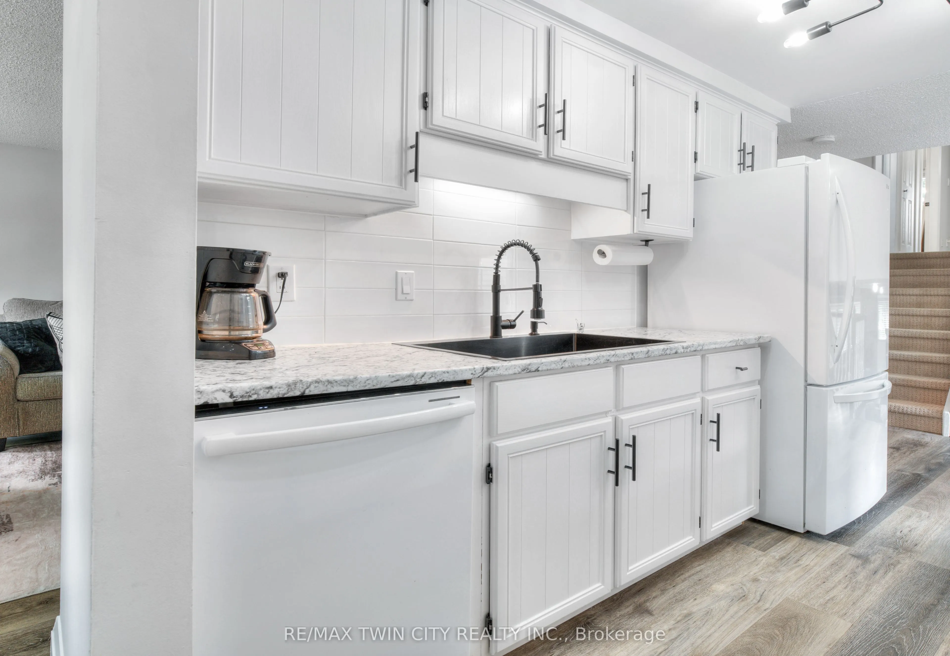 27 Wheatfield Crescent