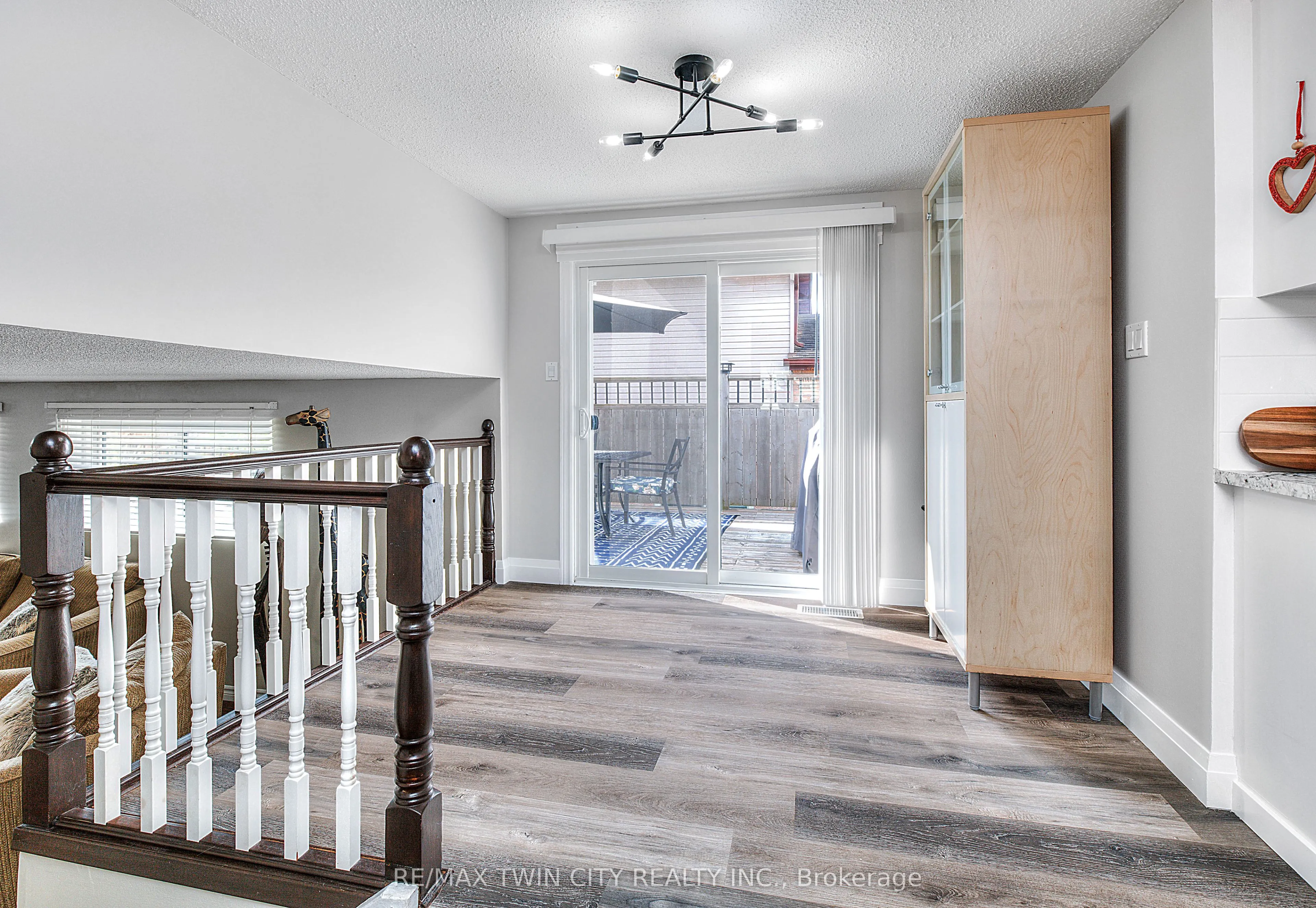 27 Wheatfield Crescent