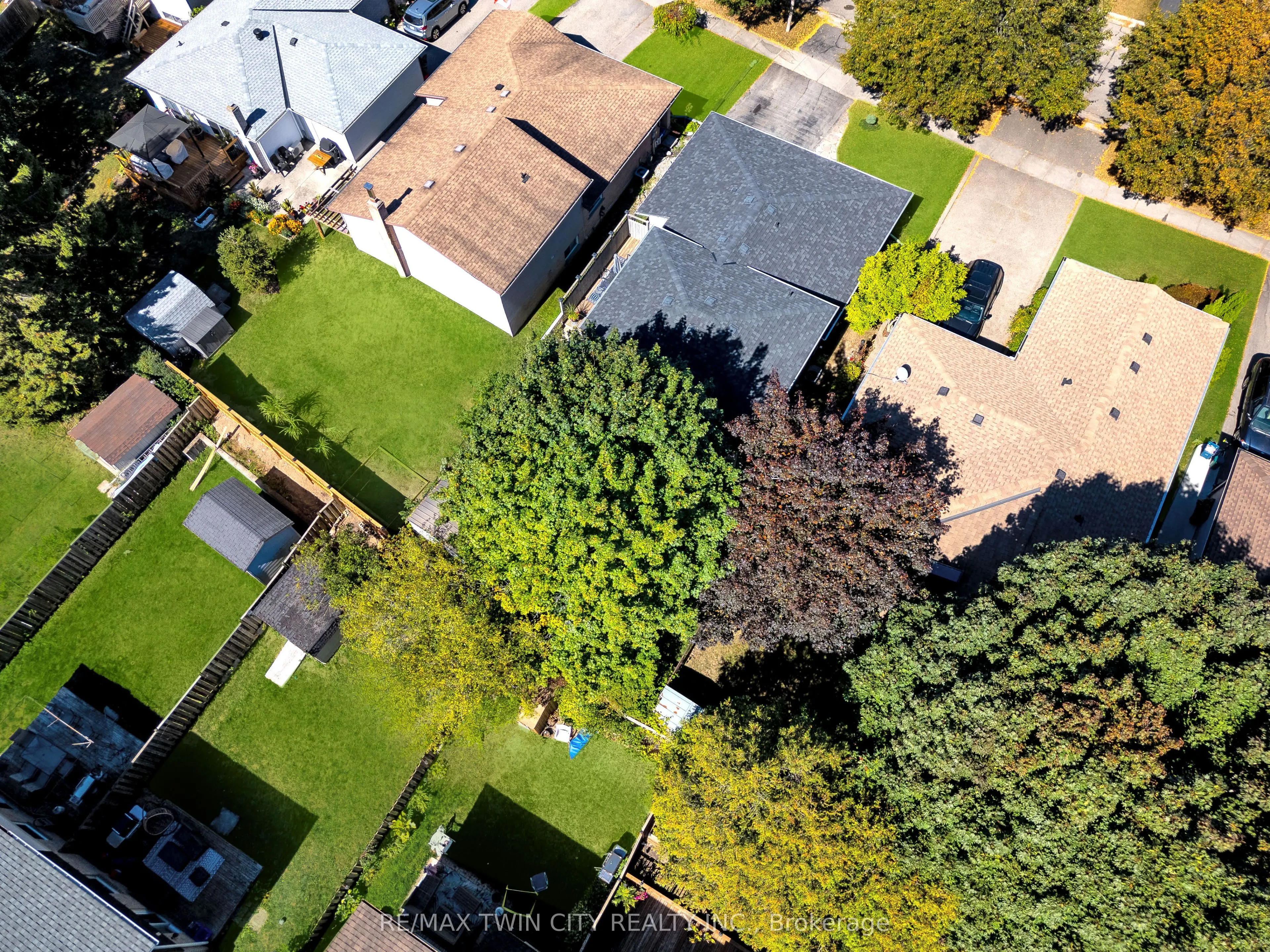 27 Wheatfield Crescent