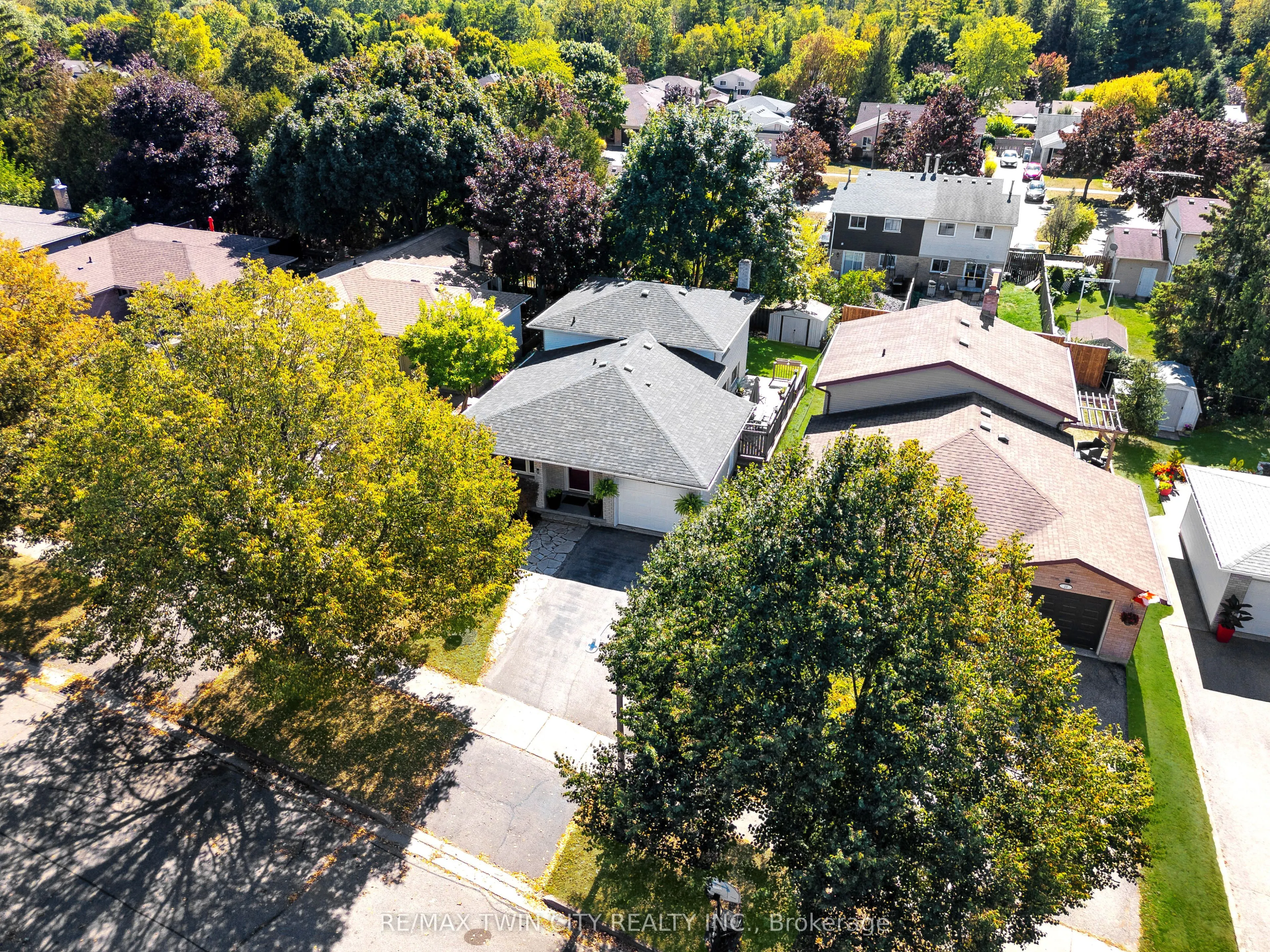 27 Wheatfield Crescent