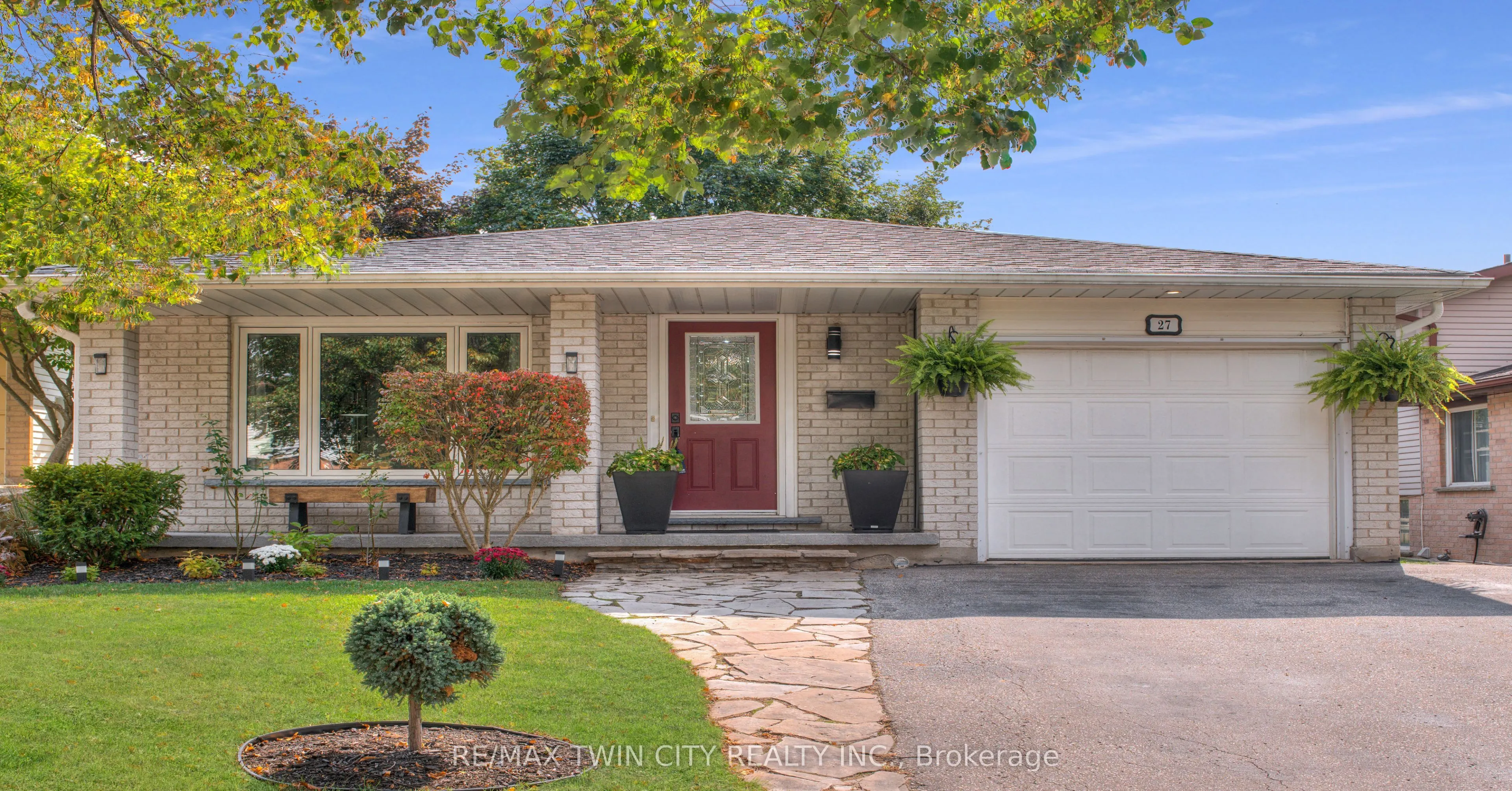 27 Wheatfield Crescent