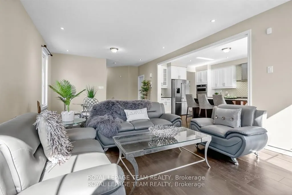 939 Whimbrel Way
