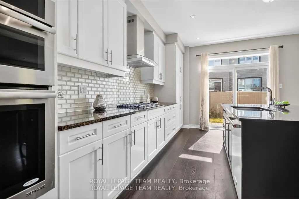 939 Whimbrel Way
