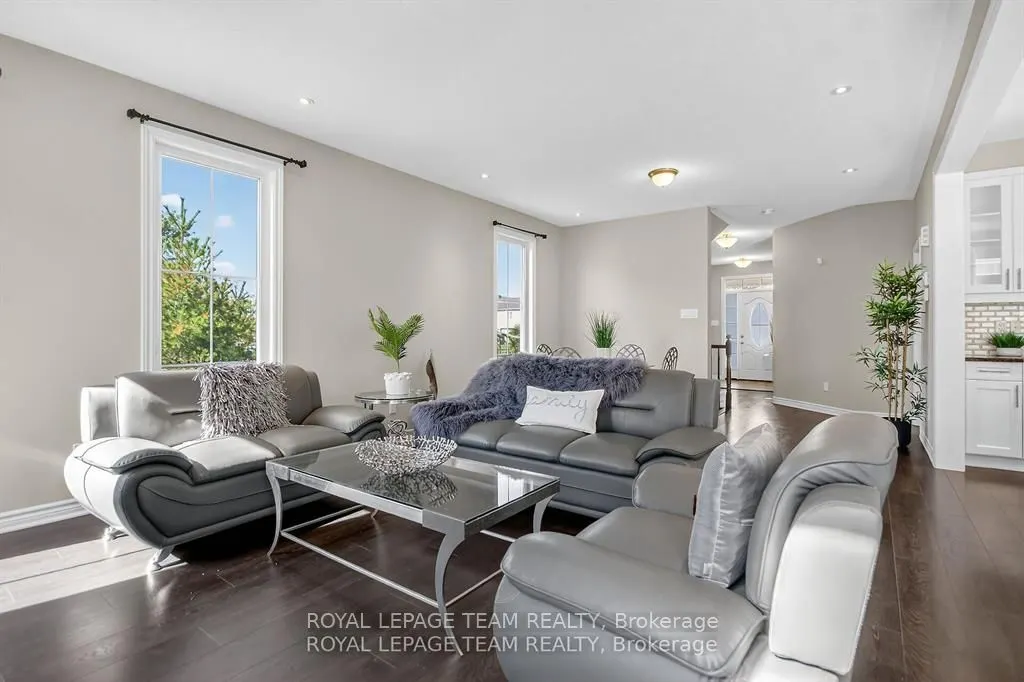 939 Whimbrel Way
