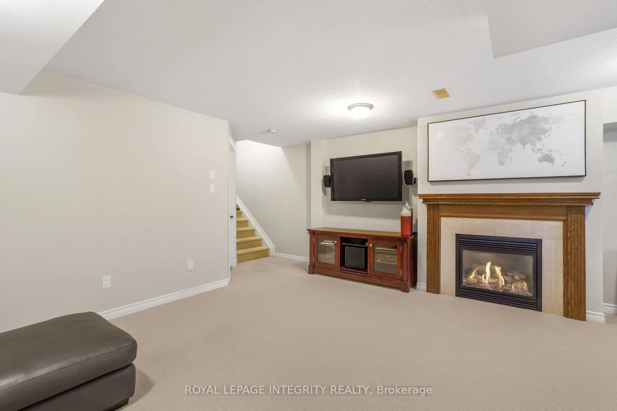 532 Rochefort Circle