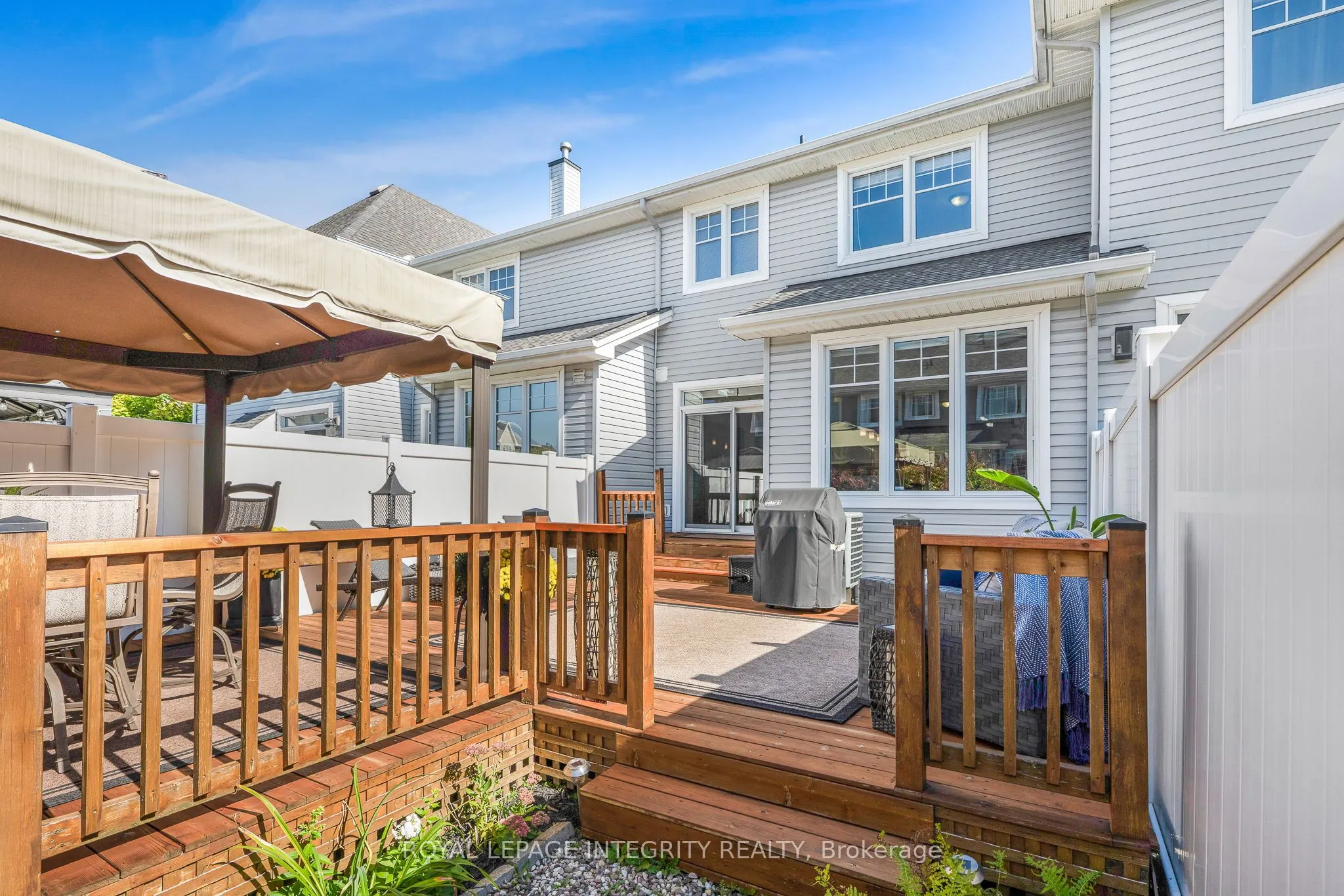 532 Rochefort Circle