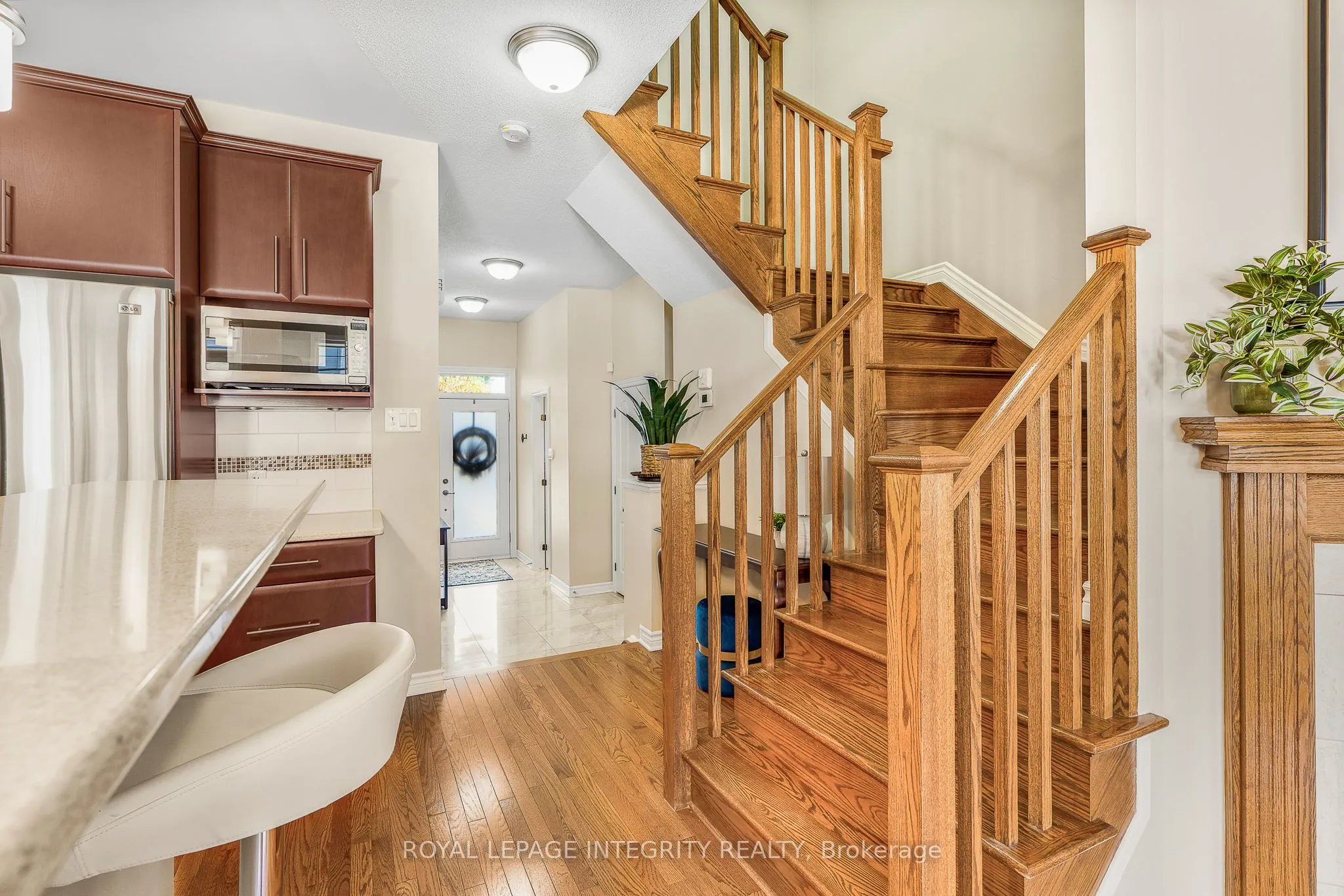 532 Rochefort Circle