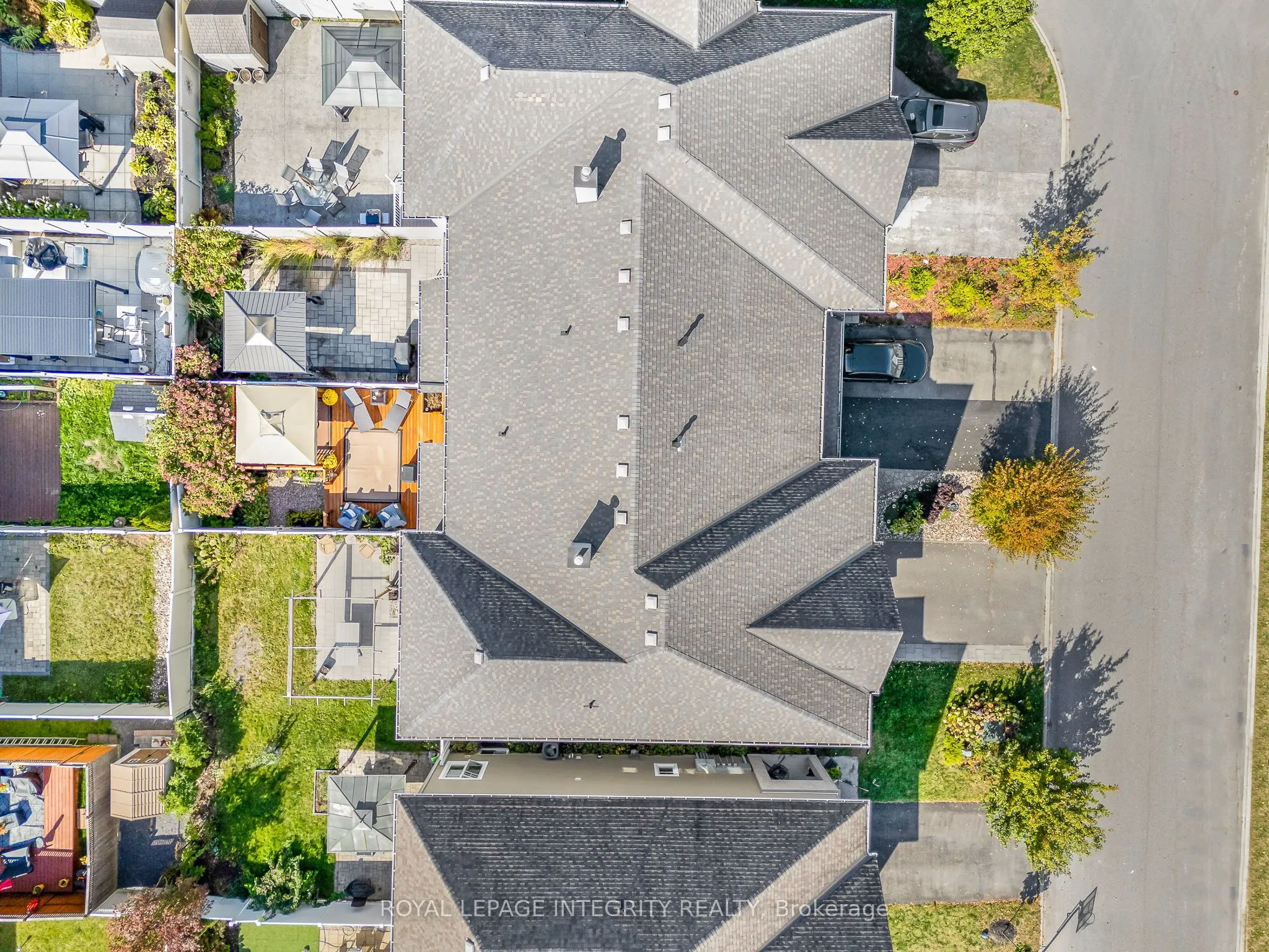 532 Rochefort Circle