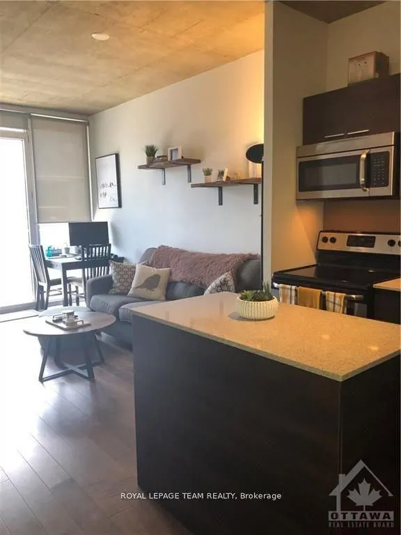 349 MCLEOD Street, #820