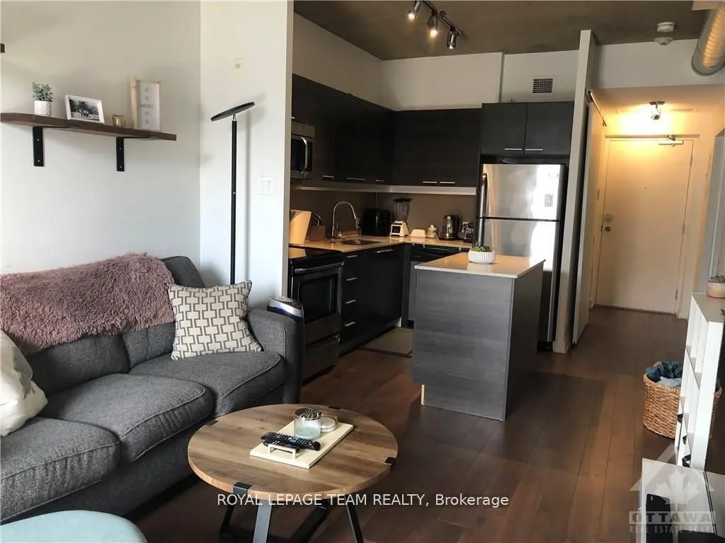 349 MCLEOD Street, #820