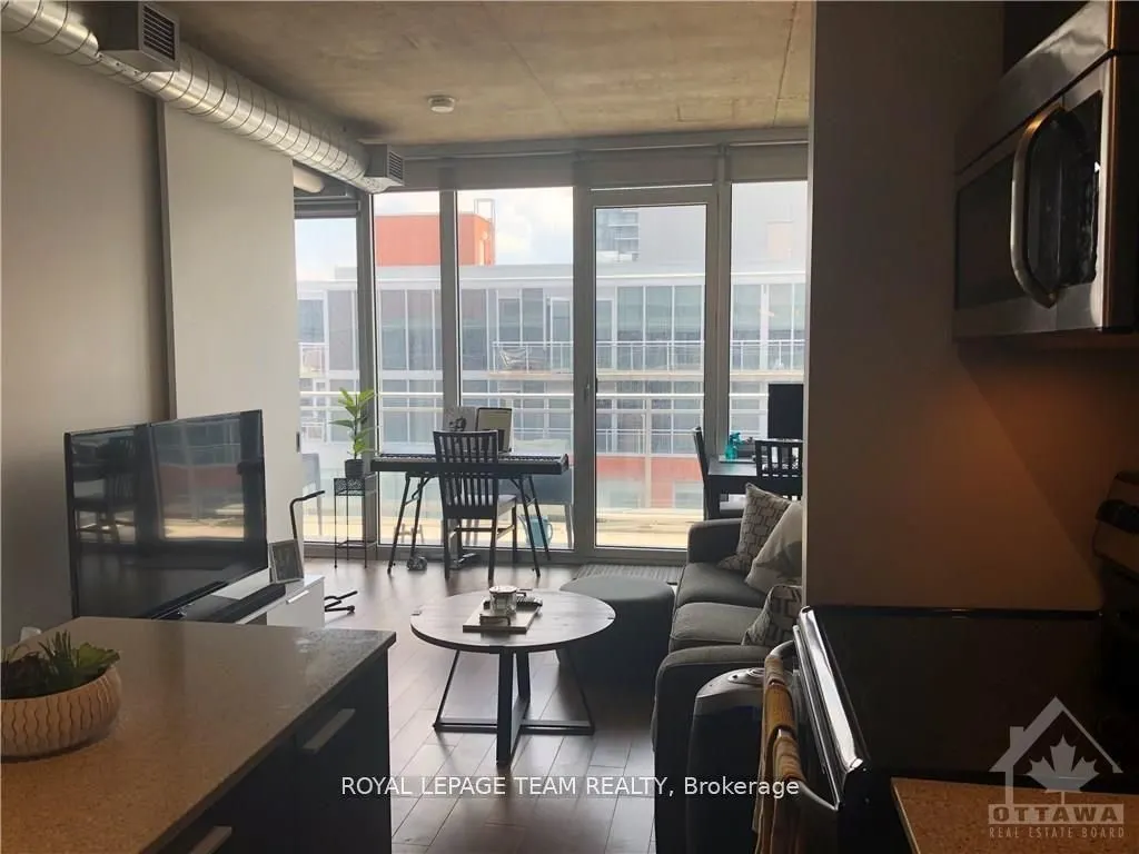 349 MCLEOD Street, #820