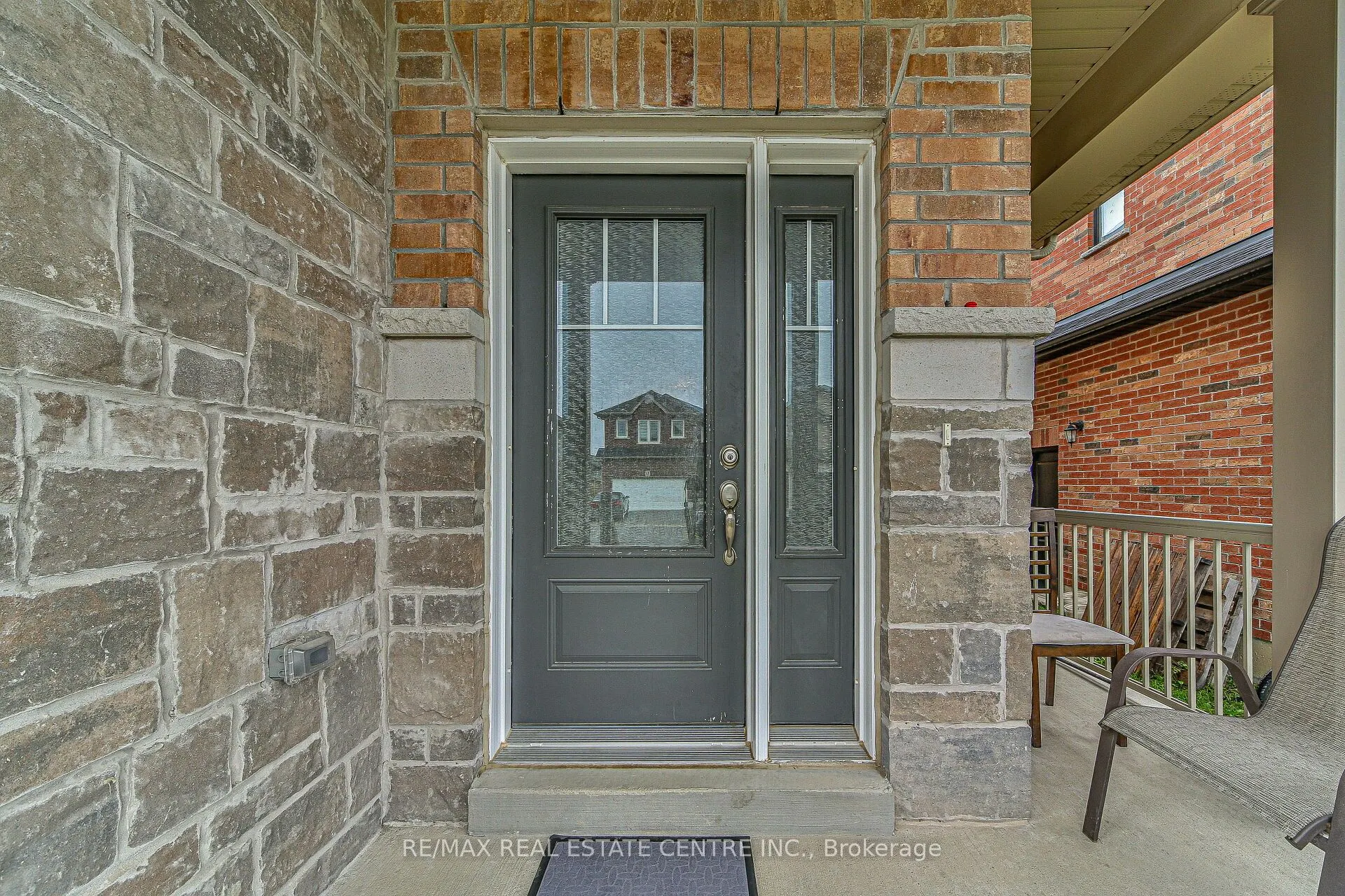 85 Homestead Way