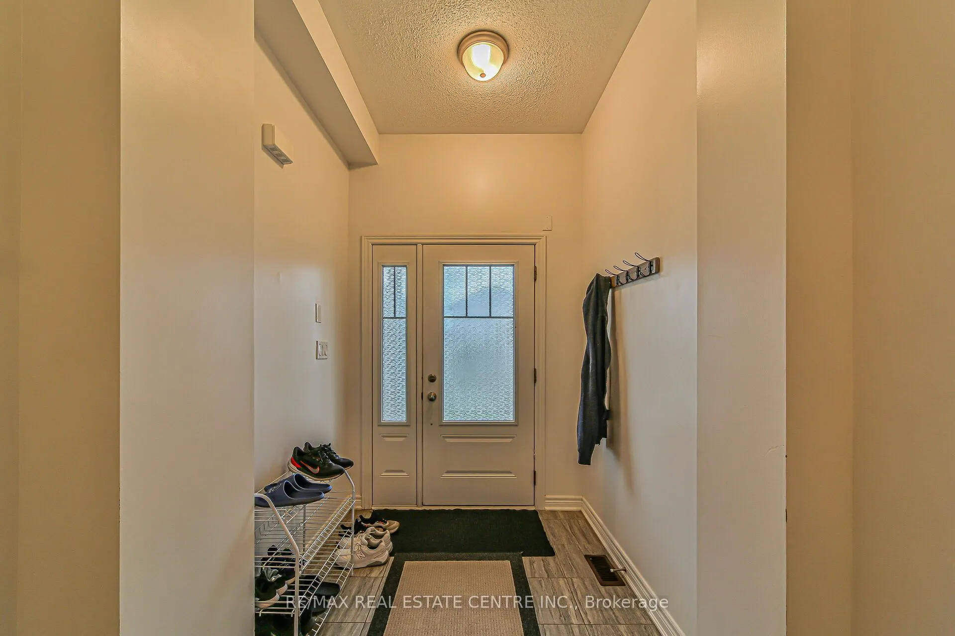 85 Homestead Way