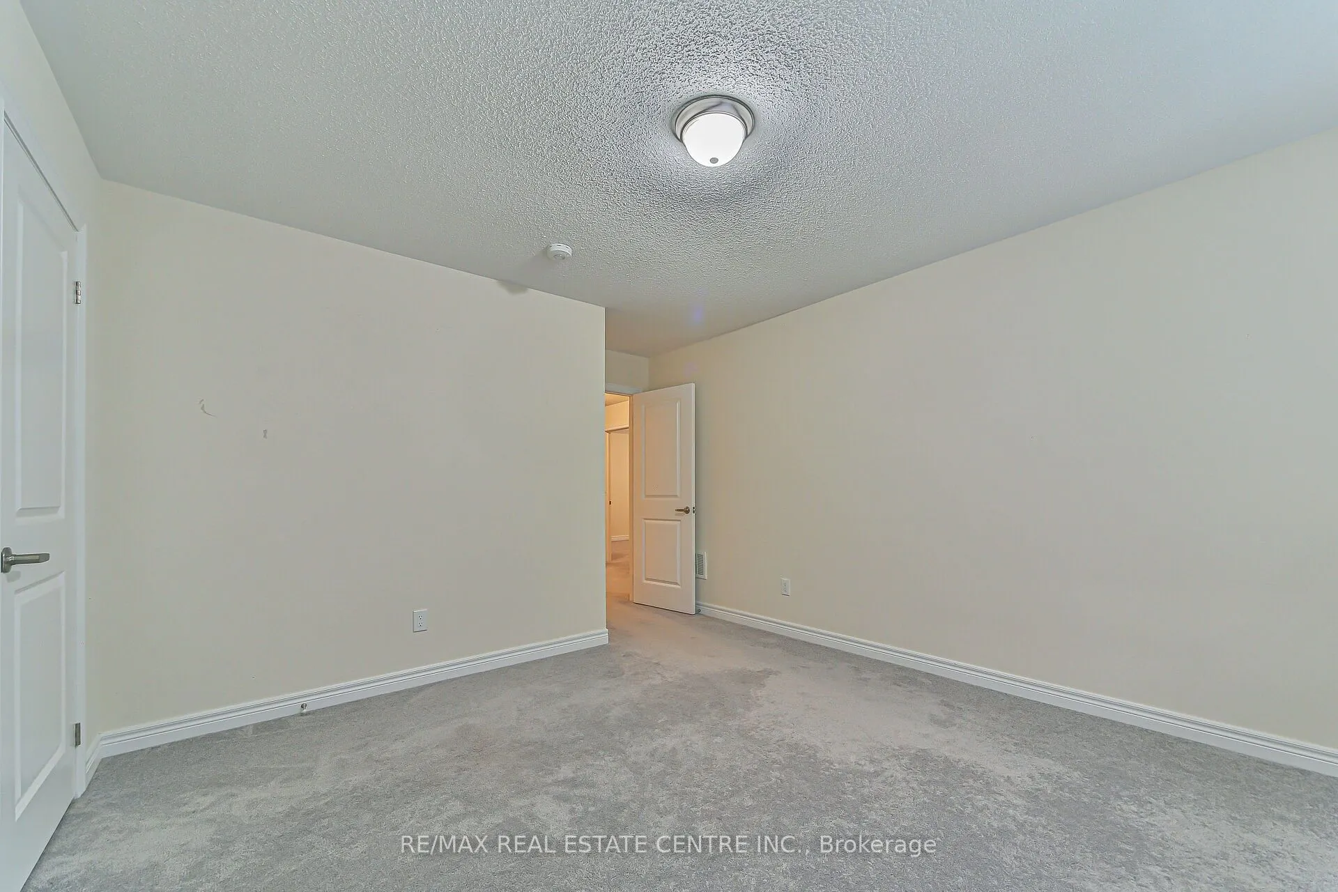 85 Homestead Way