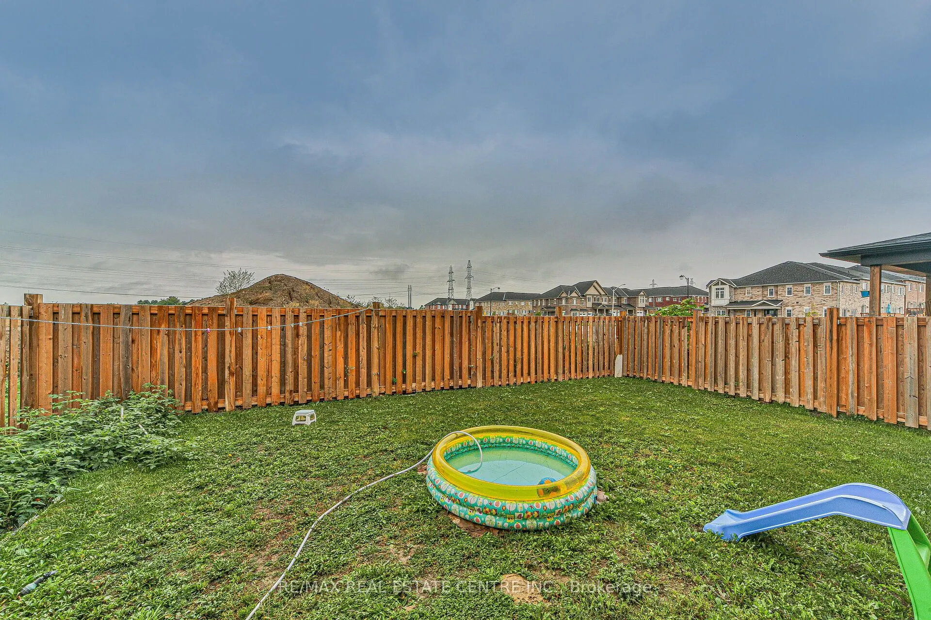 85 Homestead Way