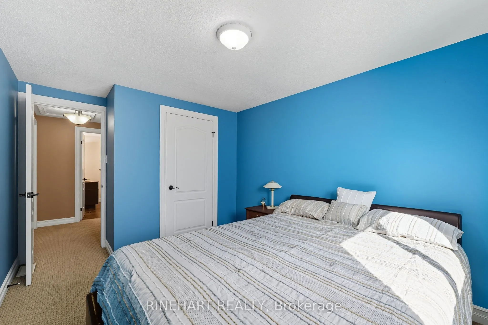 10 Alayne Crescent