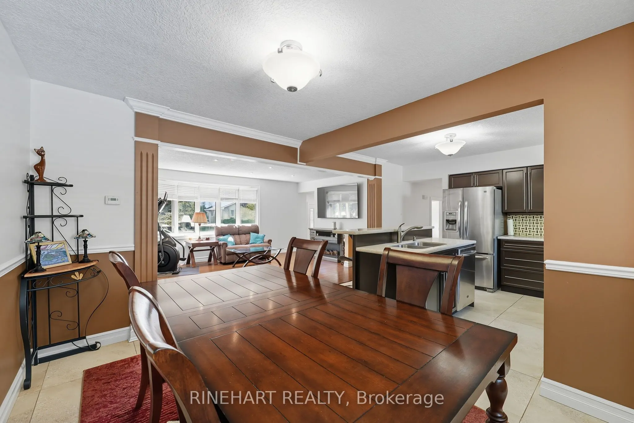 10 Alayne Crescent