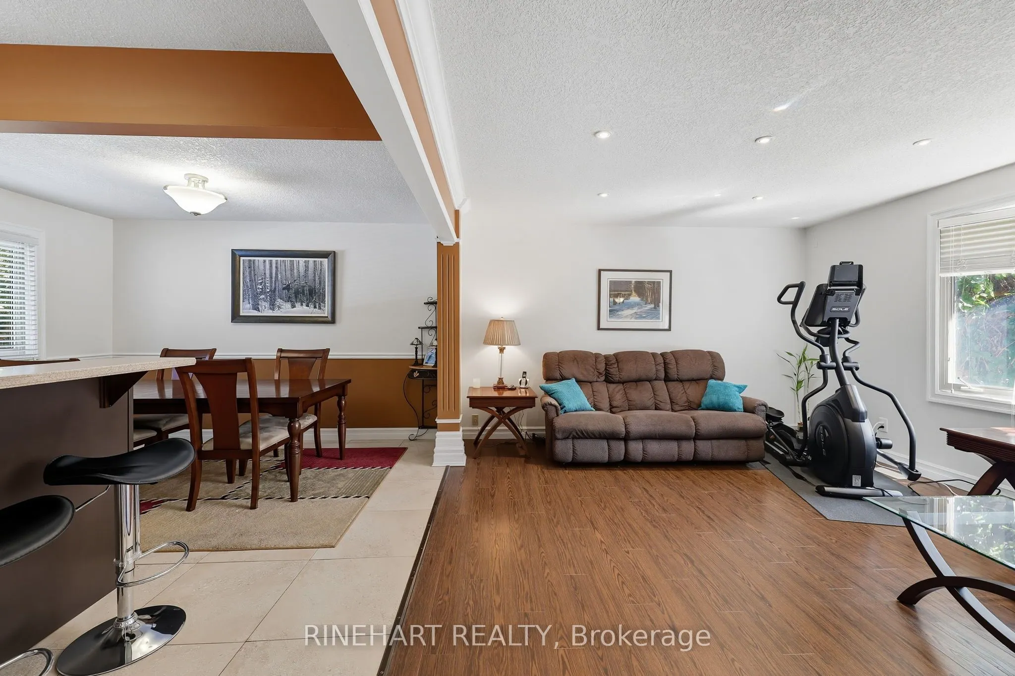 10 Alayne Crescent